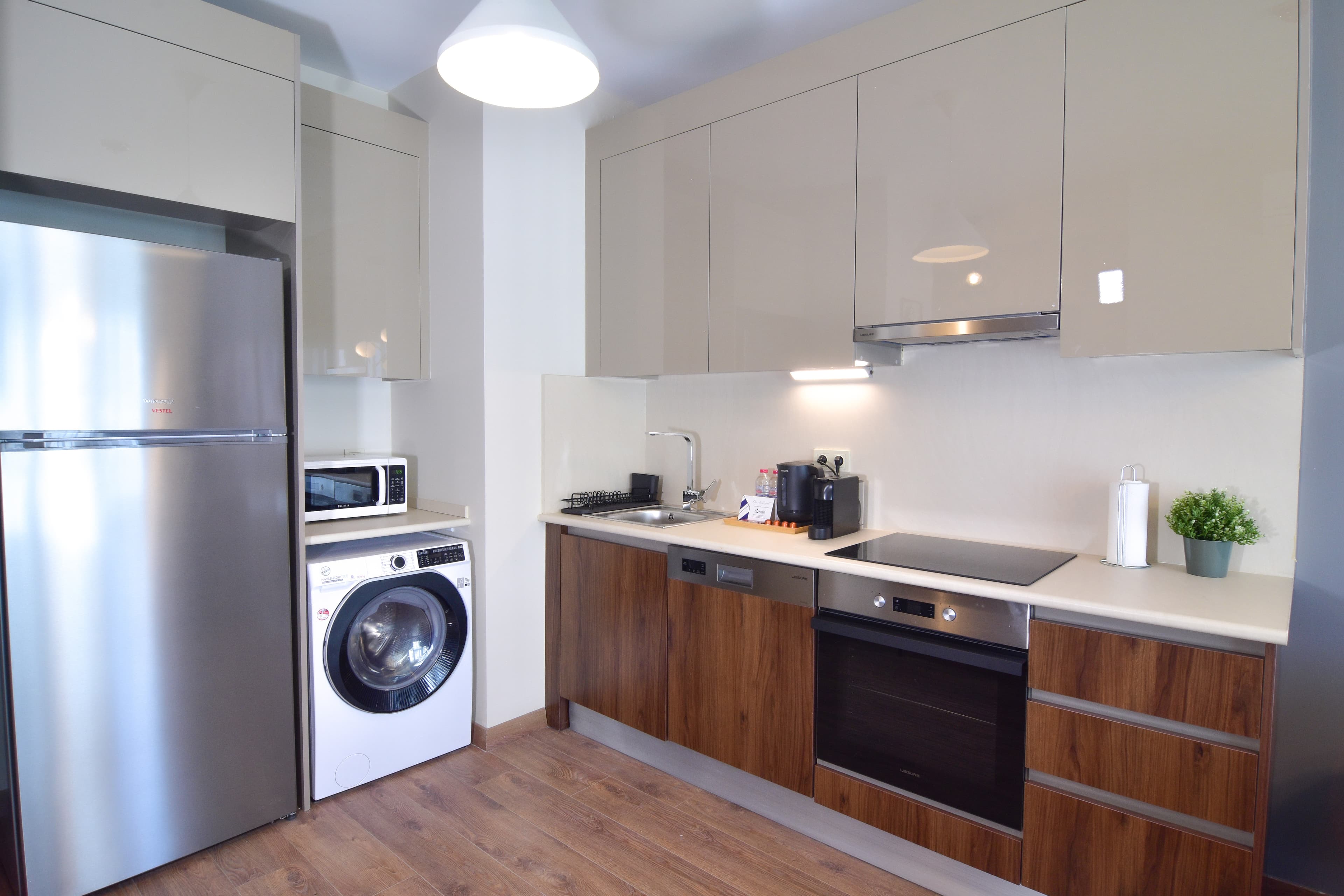 Atemberaubende Aussicht – entspannende, brandneue Wohnung, möbliertes Apartment in Bağcılar, Istanbul — image 12