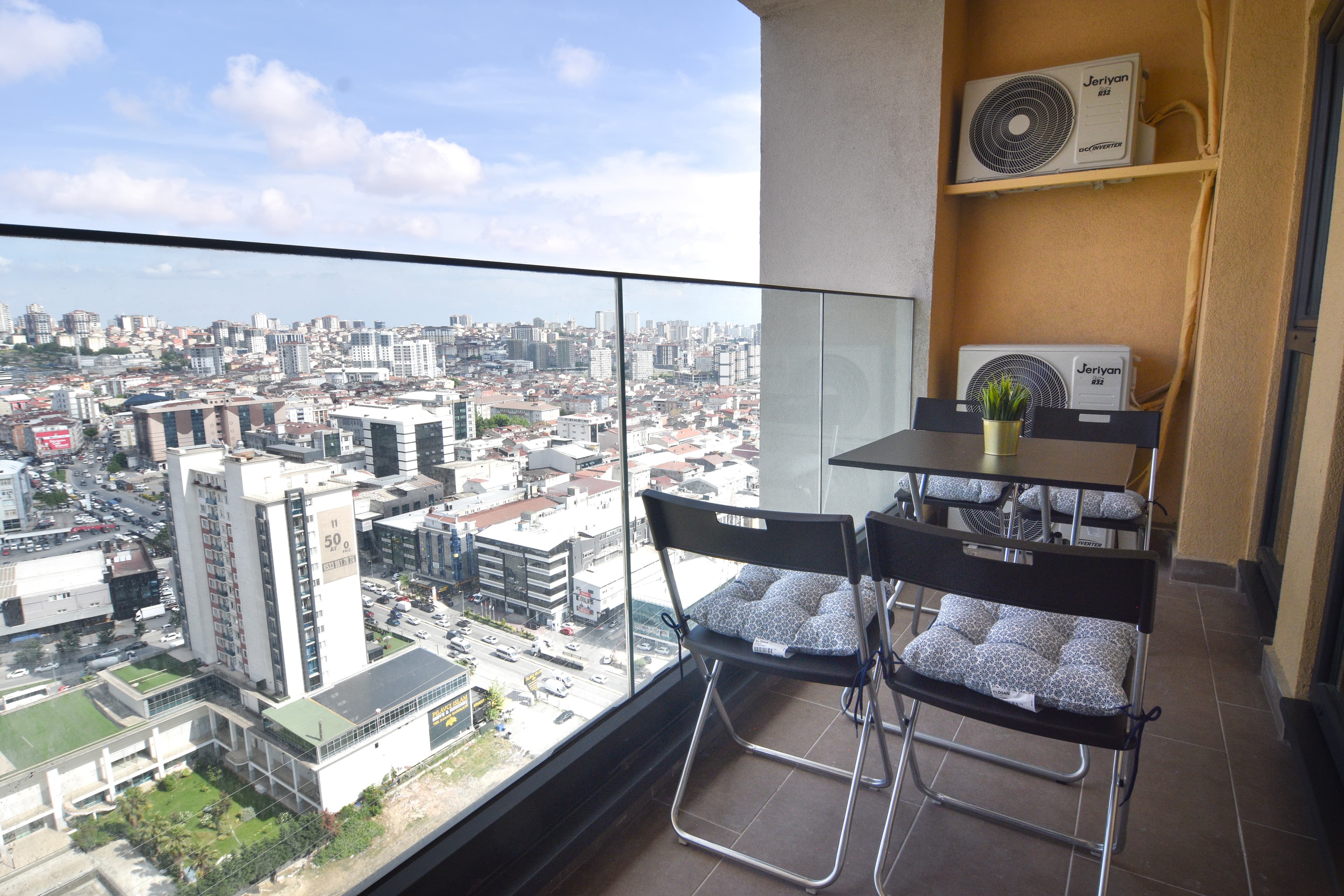 شقة أنيقة وعصرية - 3 غرف نوم - حمامان - مسبح وصالة رياضية، شقة مفروشة في Bağcılar, Istanbul — image 45