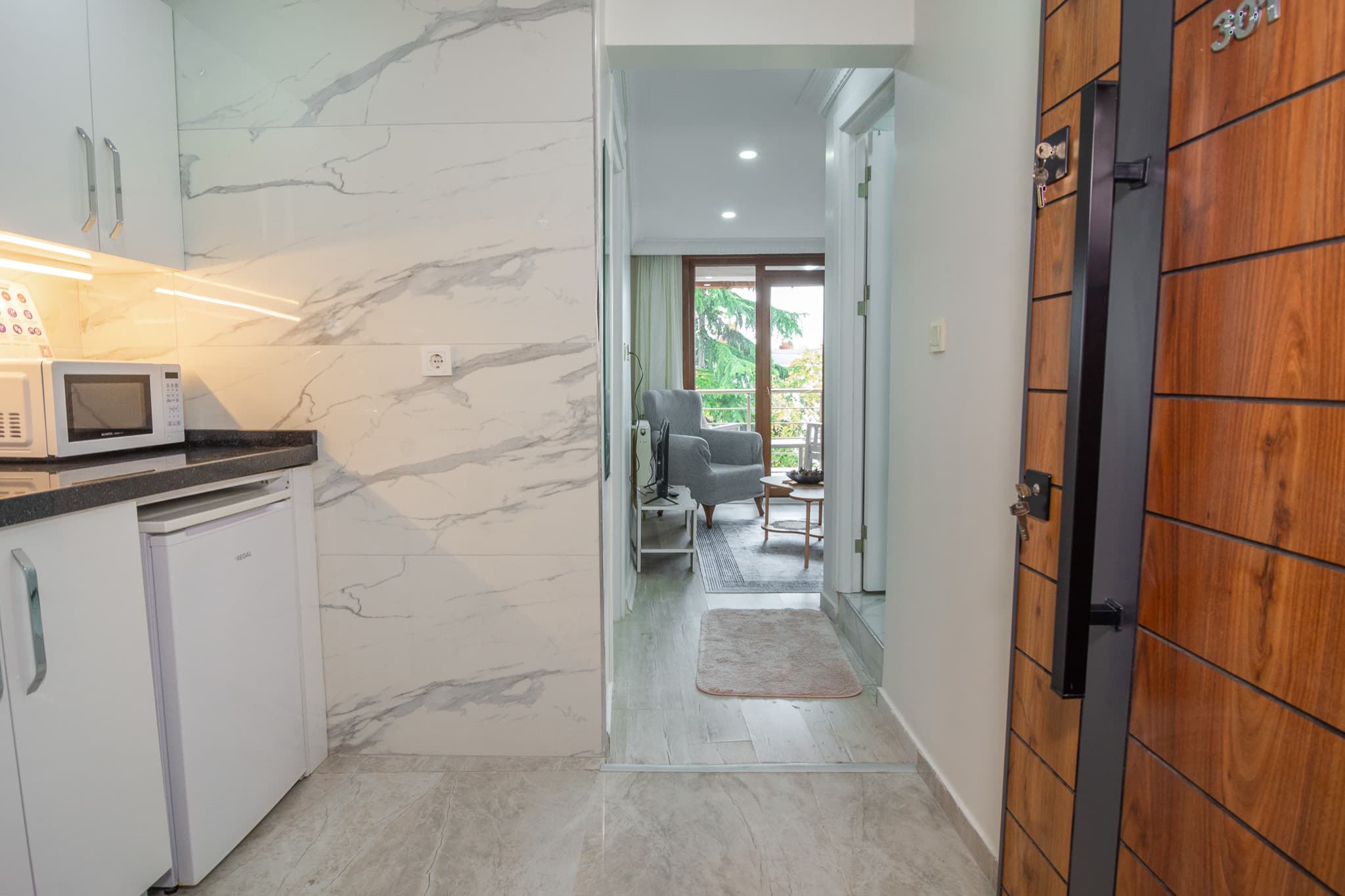 Cozy 1BR & Sofabed with Two Inviting Balconies، شقة مفروشة في Beylikdüzü, Istanbul — image 13