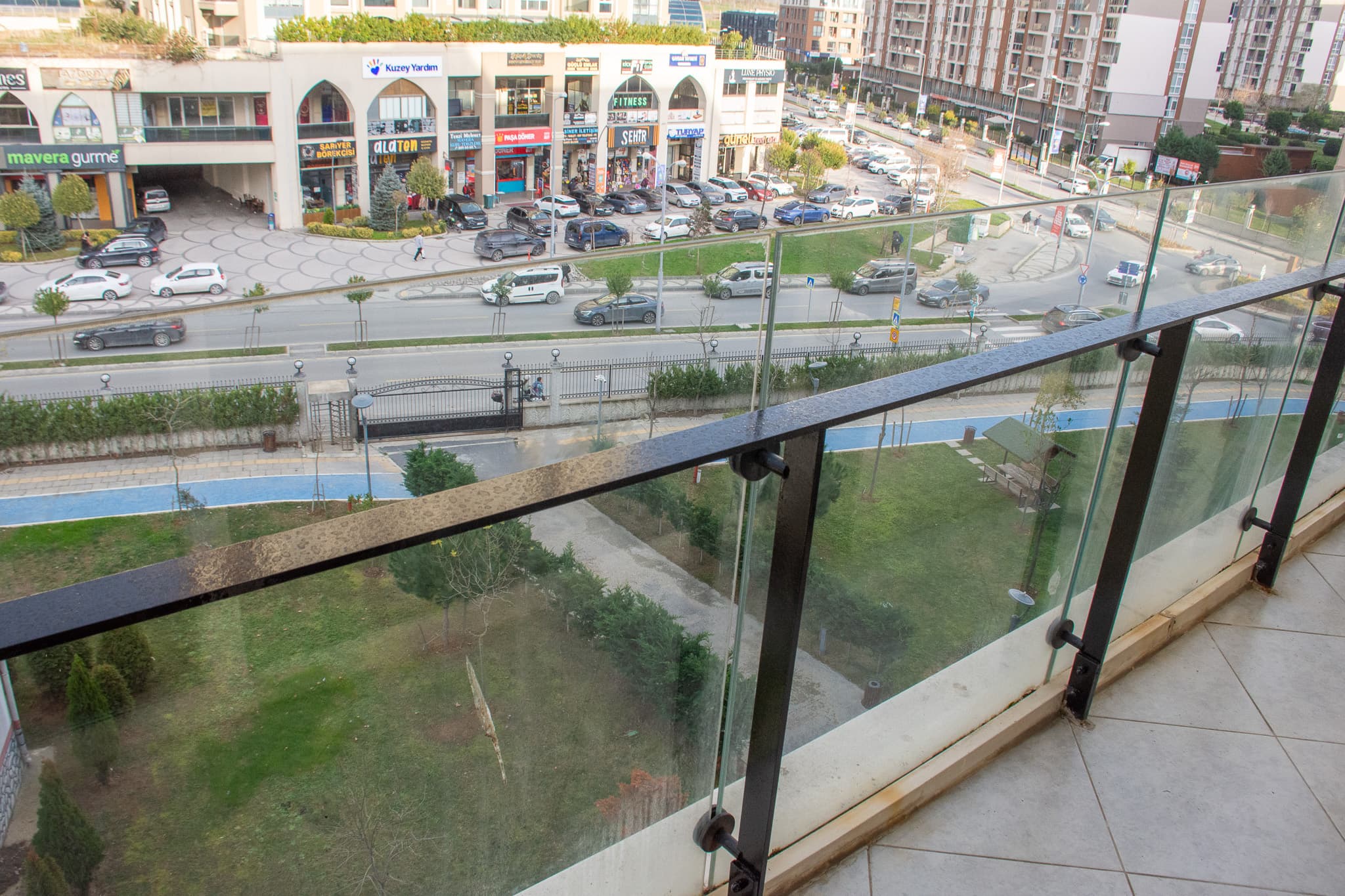 Modern 1BR Apartment Near Kayaşehir attractions, appartement meublé à Başakşehir, Istanbul — image 4