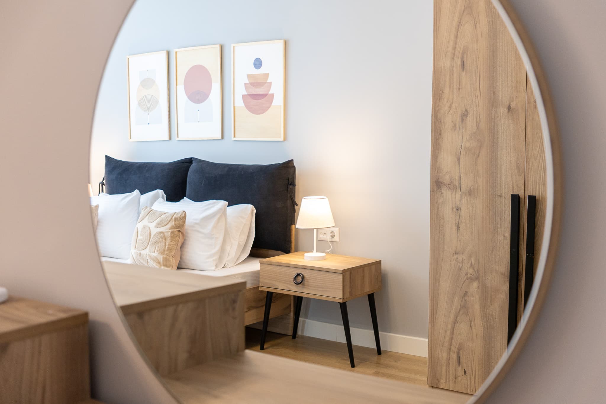 Bright & Modern 2BR Apartment Perfect for Families — image 18