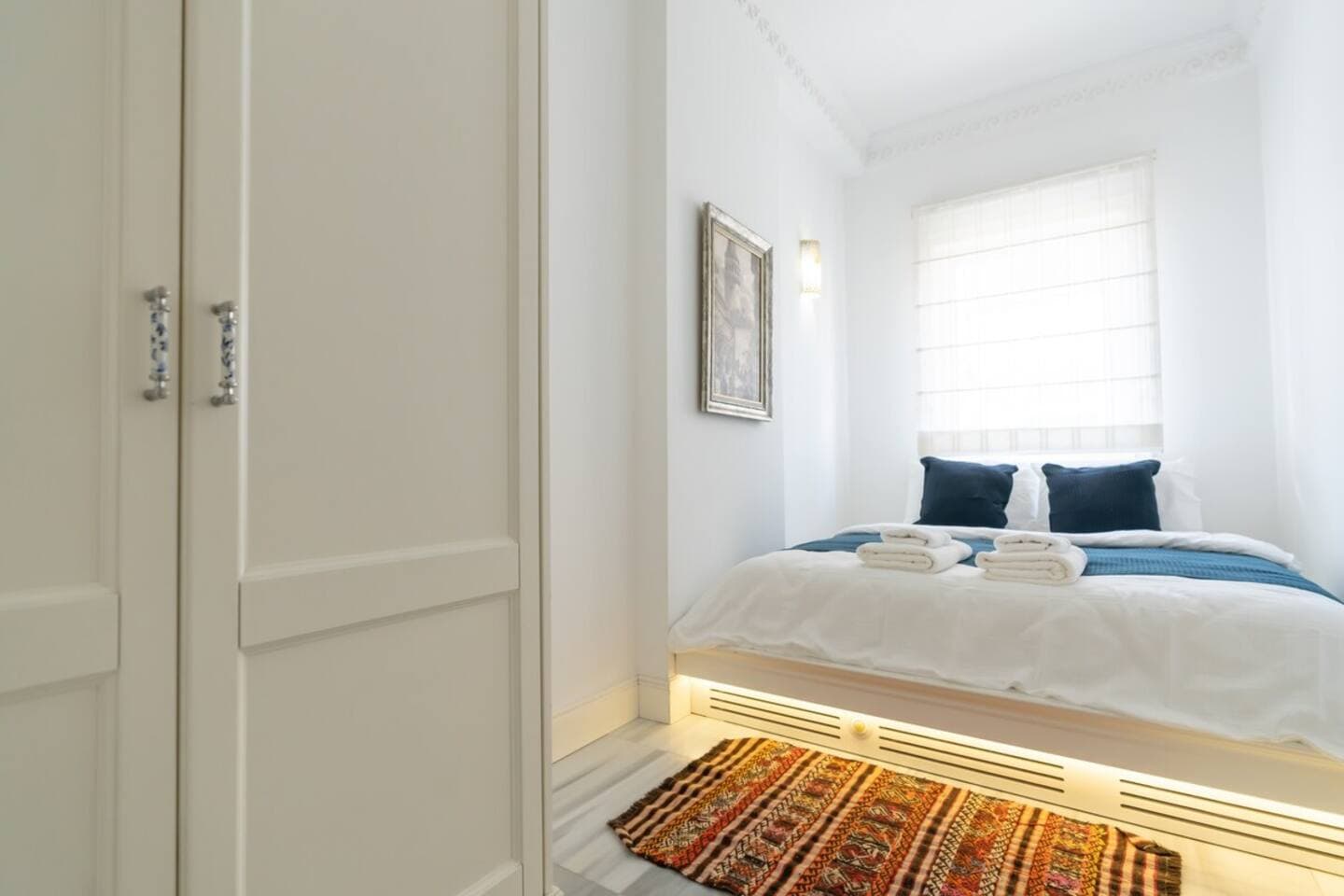شقة مصممة بغرفة نوم واحدة في حي عصري، شقة مفروشة في Beyoğlu, Istanbul — image 7