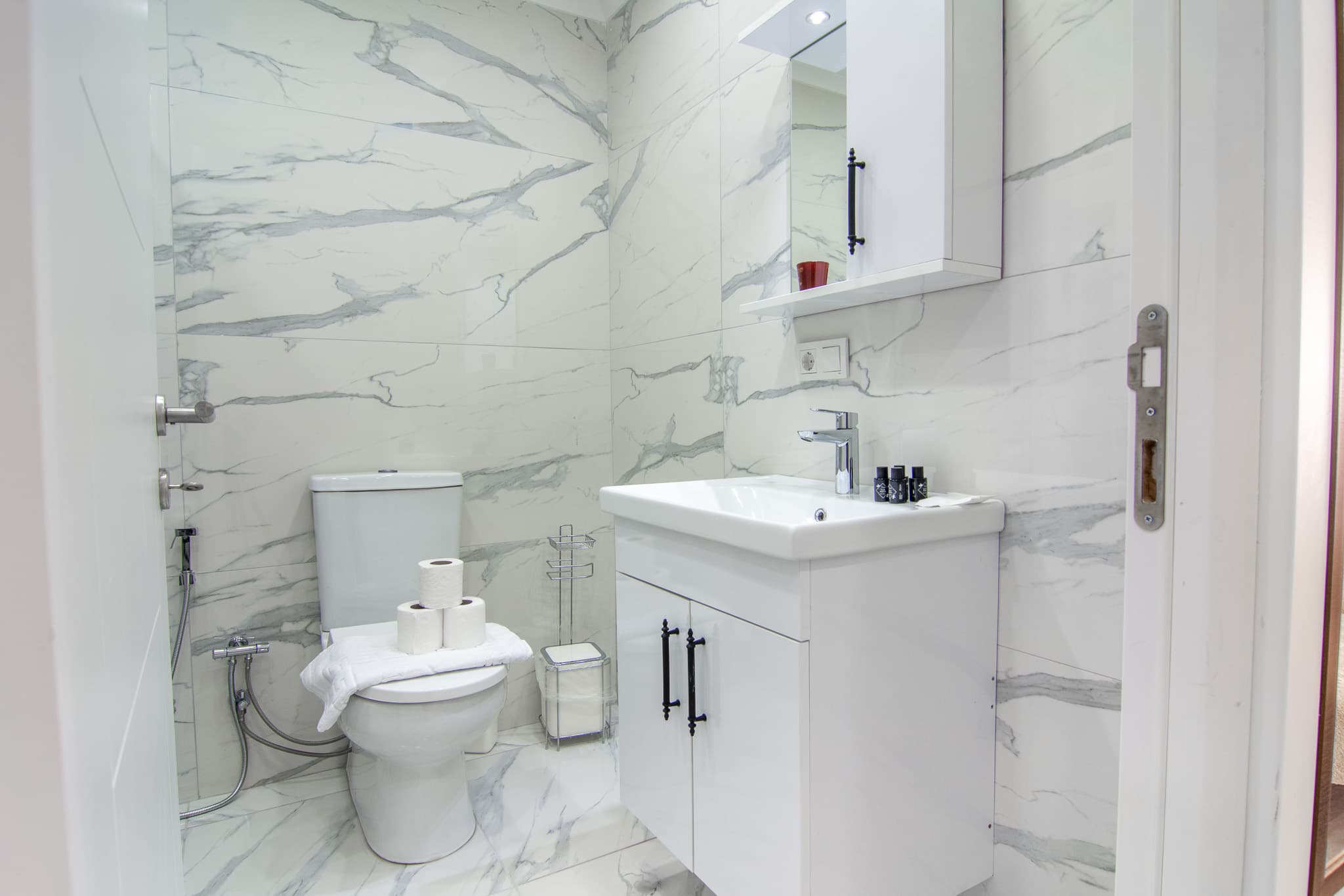 Cozy Home Studio Retreat، شقة مفروشة في Beylikdüzü, Istanbul — image 10
