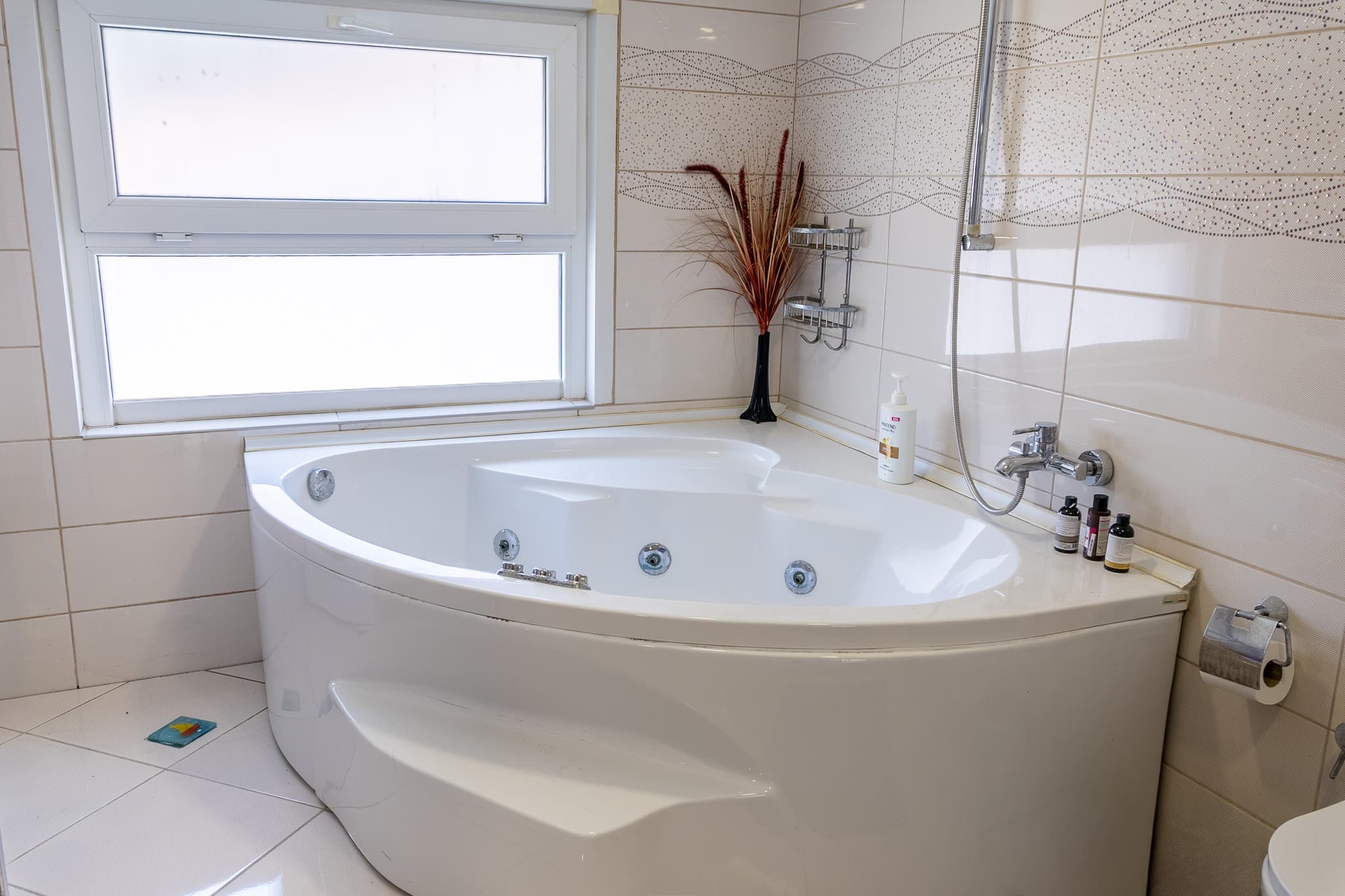 Seaside 3-Bedroom Duplex with Jacuzzi, möbliertes Apartment in Büyükçekmece, Istanbul — image 27