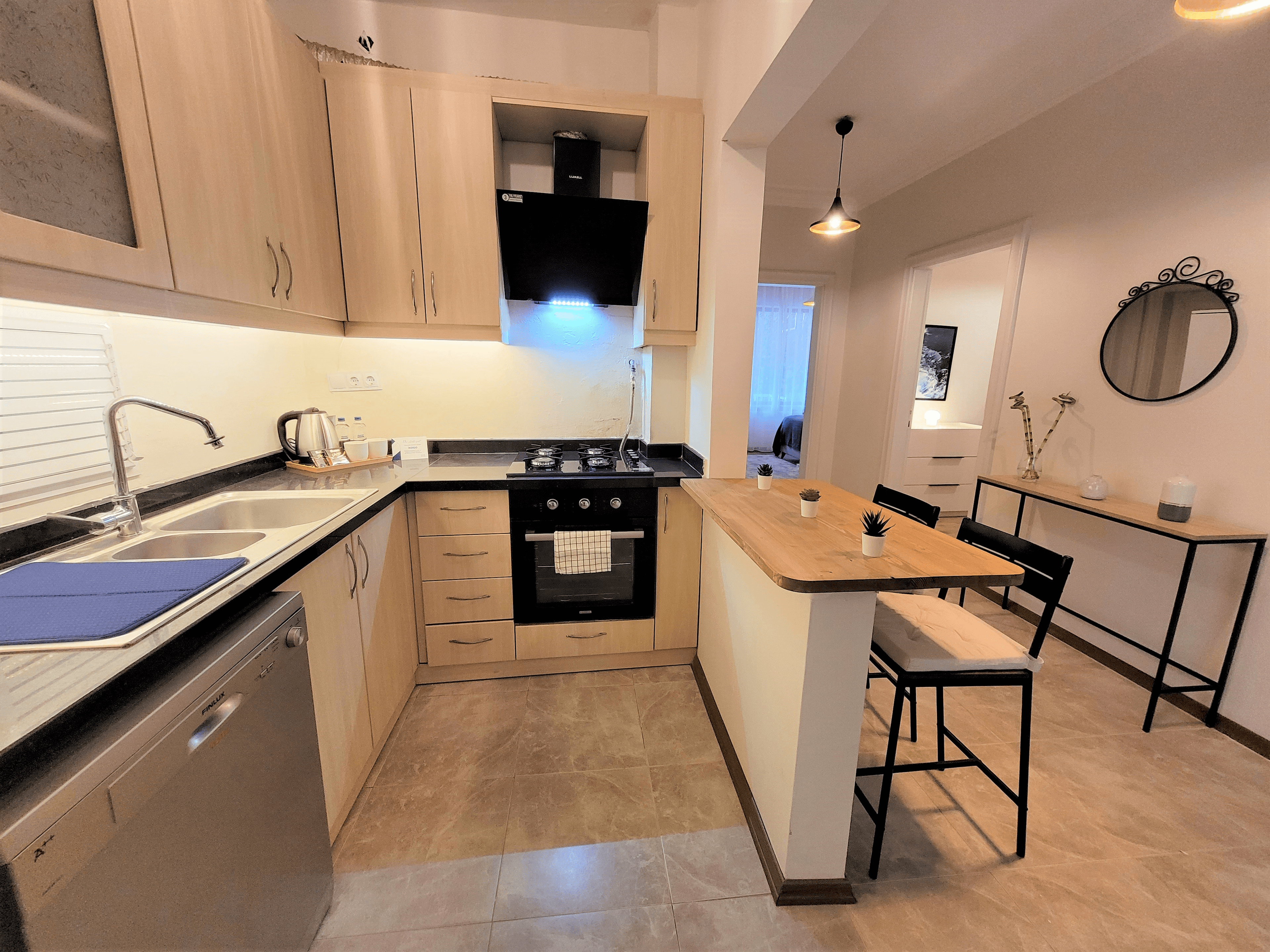 Cihangir 3BR Apt Stylish & Central - Image 18
