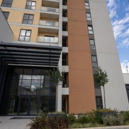 Spacious 1BR with City View ، شقة مفروشة في Bağcılar, Istanbul — image 34
