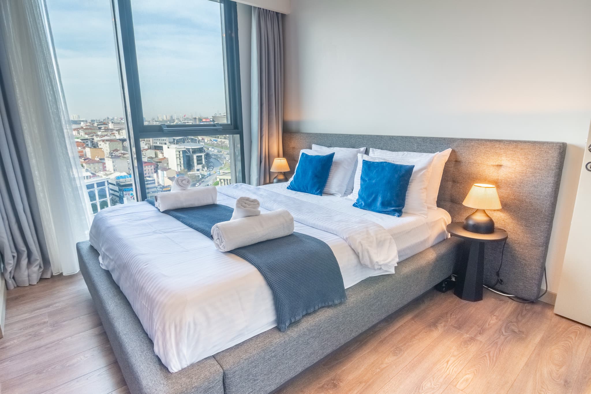 2-Bedroom Escape with city view, apartamento amueblado en Bağcılar, Istanbul — image 14