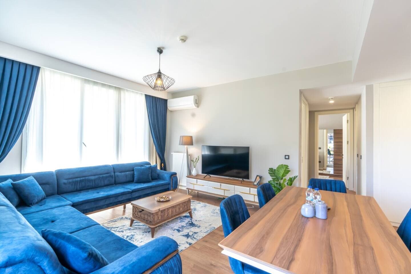 Stylish Retreat: Cozy 2BR Apt، شقة مفروشة في Bağcılar, Istanbul — image 3