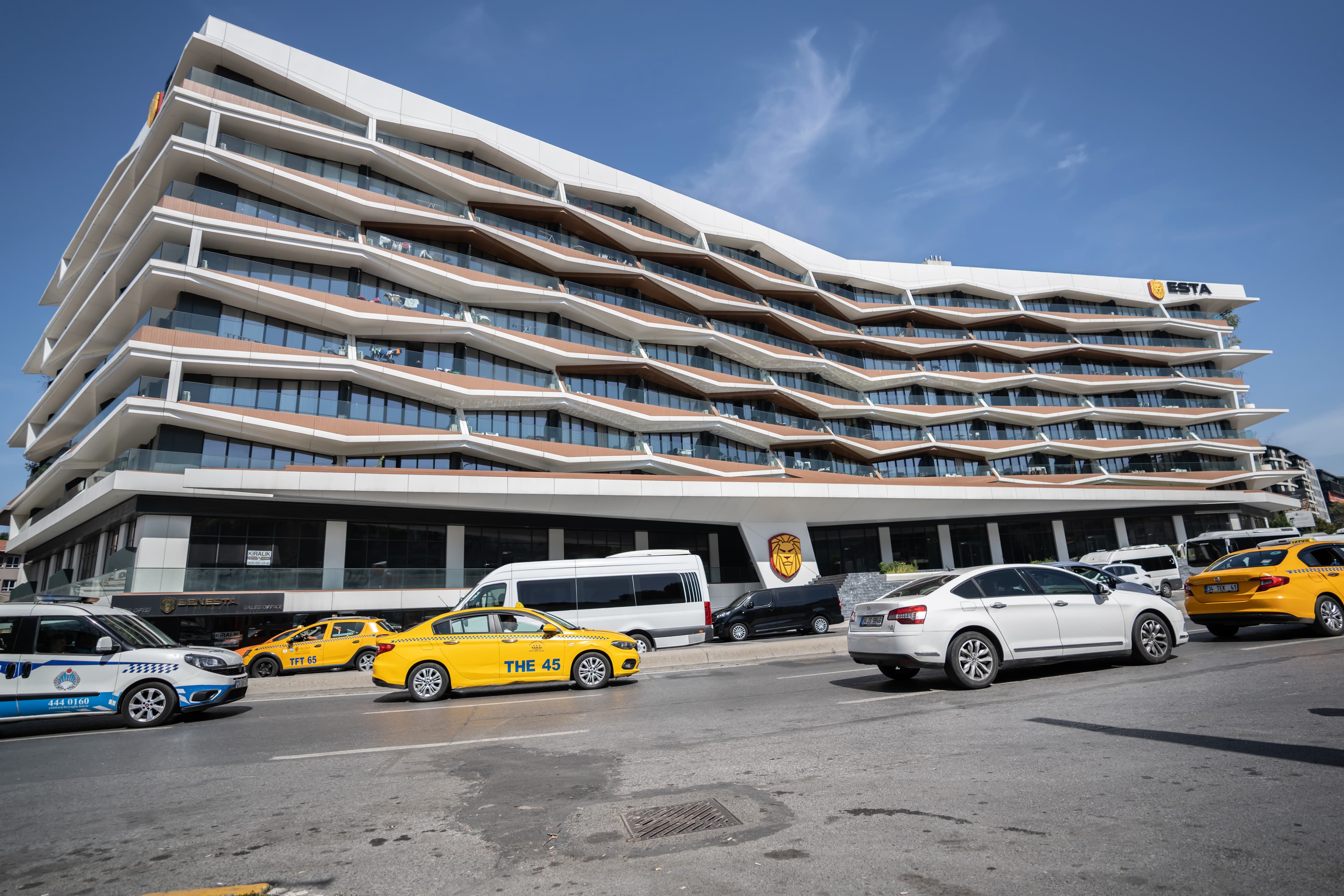 central City Apartment with Premium Amenities , möbliertes Apartment in Beyoğlu, Istanbul — image 31