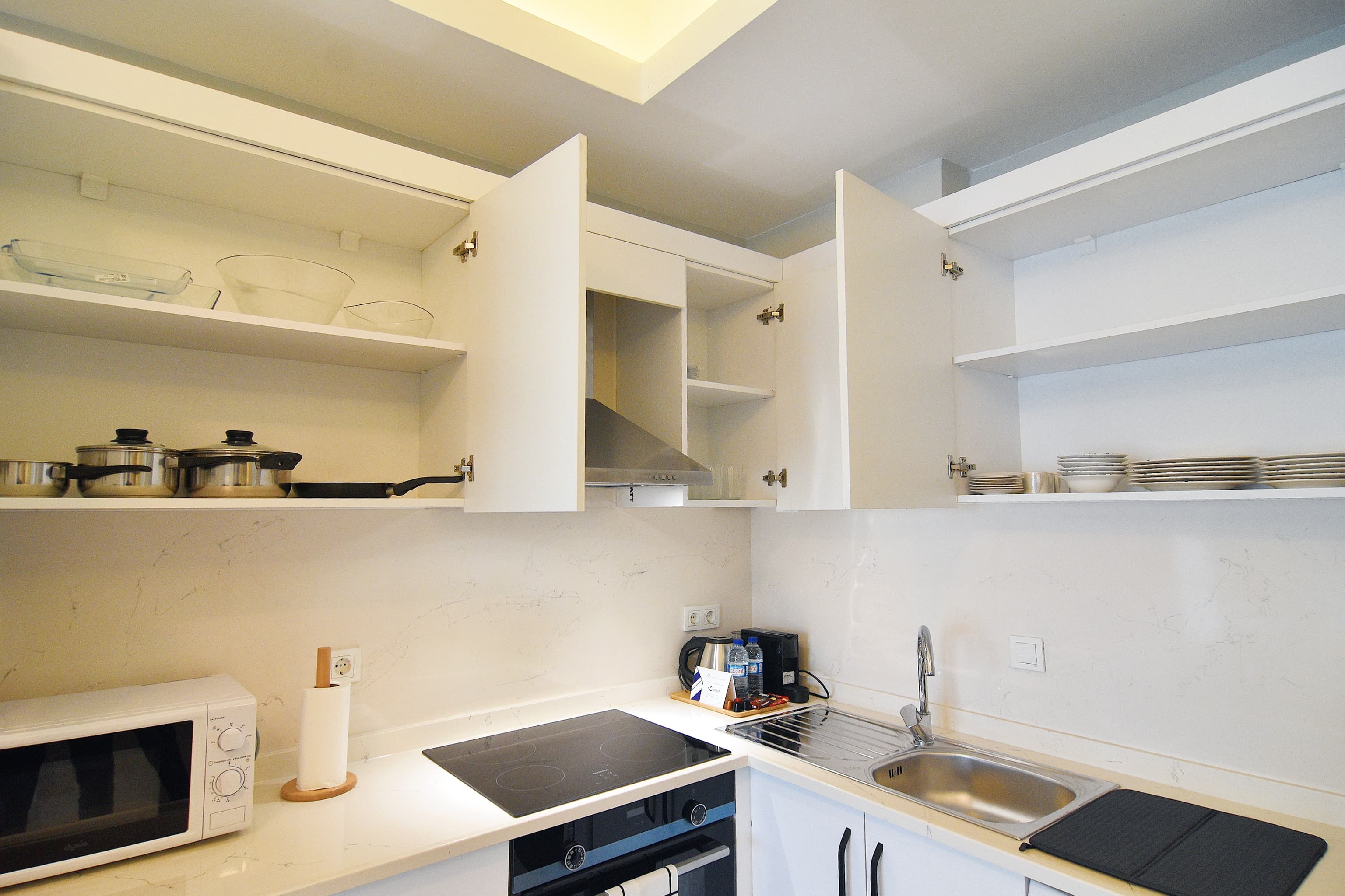 Cozy 1BR Apt: Perfect Blend of Comfort & Style.، شقة مفروشة في Kağıthane, Istanbul — image 9