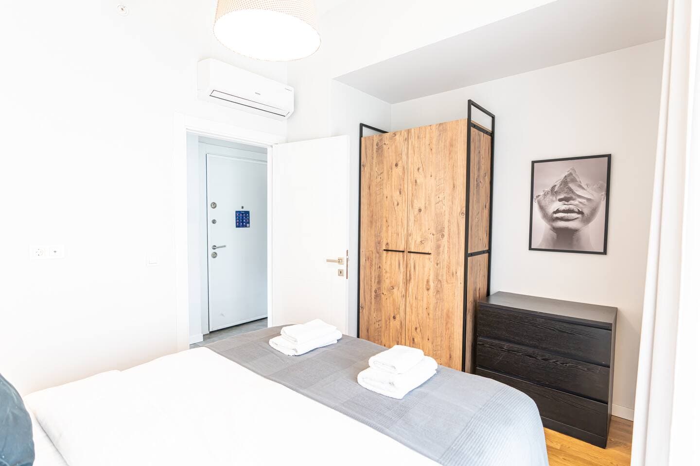 Near Airport Metro 1-Bdr Apt  Wi-Fi/Pool/Gym, möbliertes Apartment in Kağıthane, Istanbul — image 8