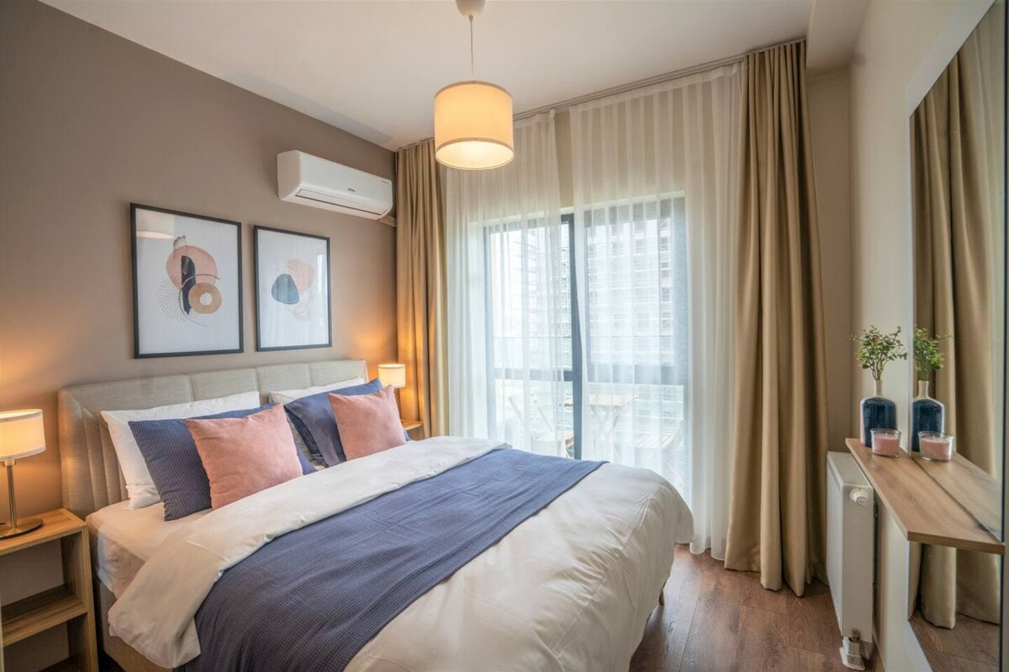 Charming and Cozy 1-Bedroom: Explore the City — image 8
