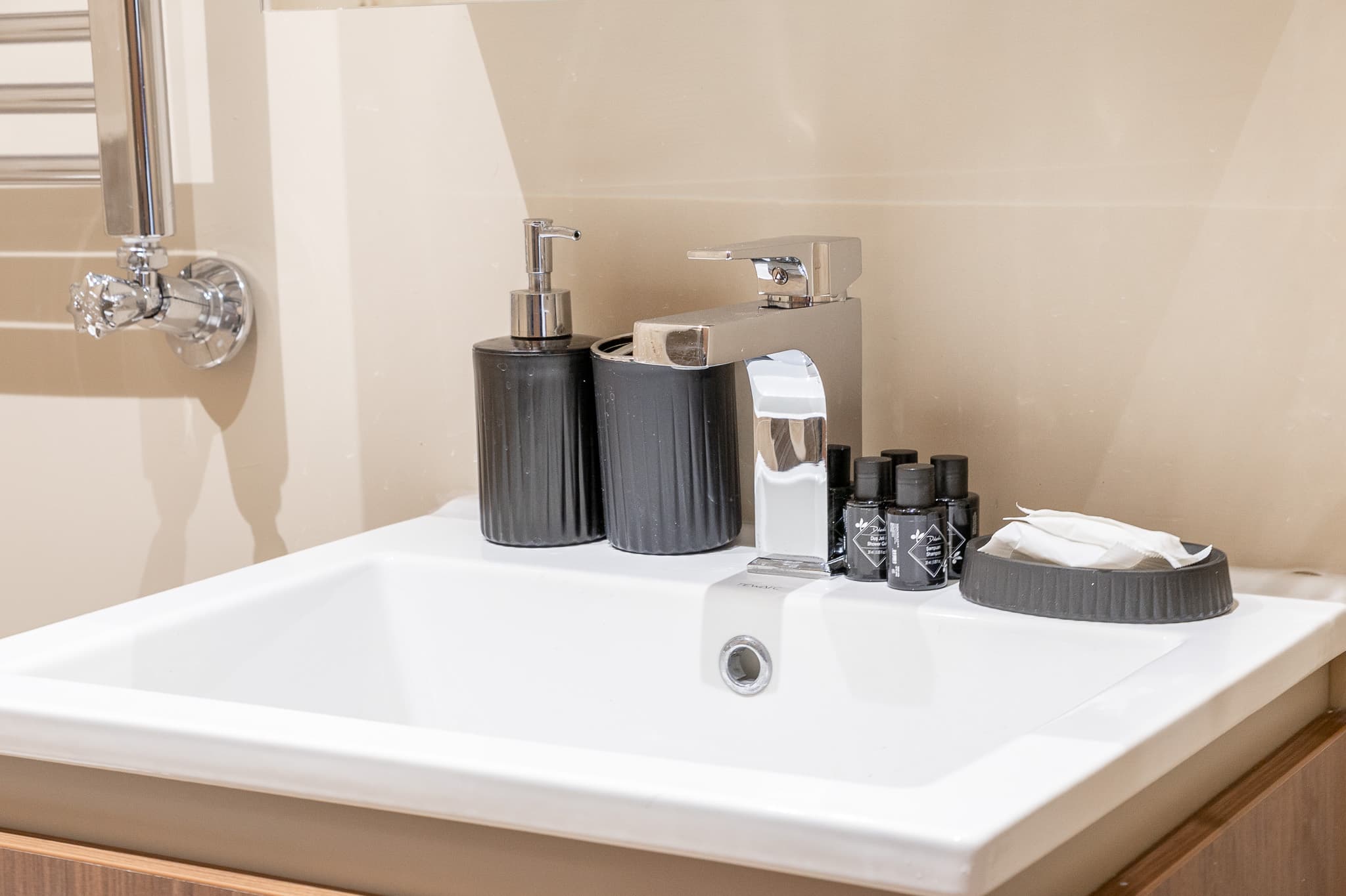 Spacious 1BR with City View ، شقة مفروشة في Bağcılar, Istanbul — image 19