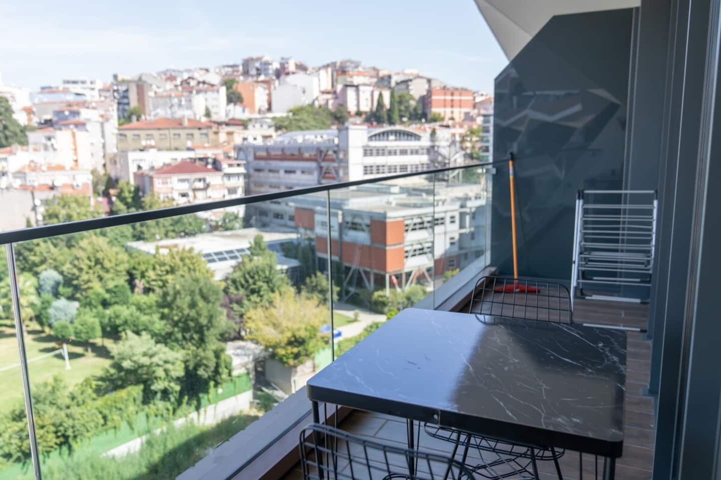 Family-Friendly Home near Taksim Square, appartement meublé à Beyoğlu, Istanbul — image 17