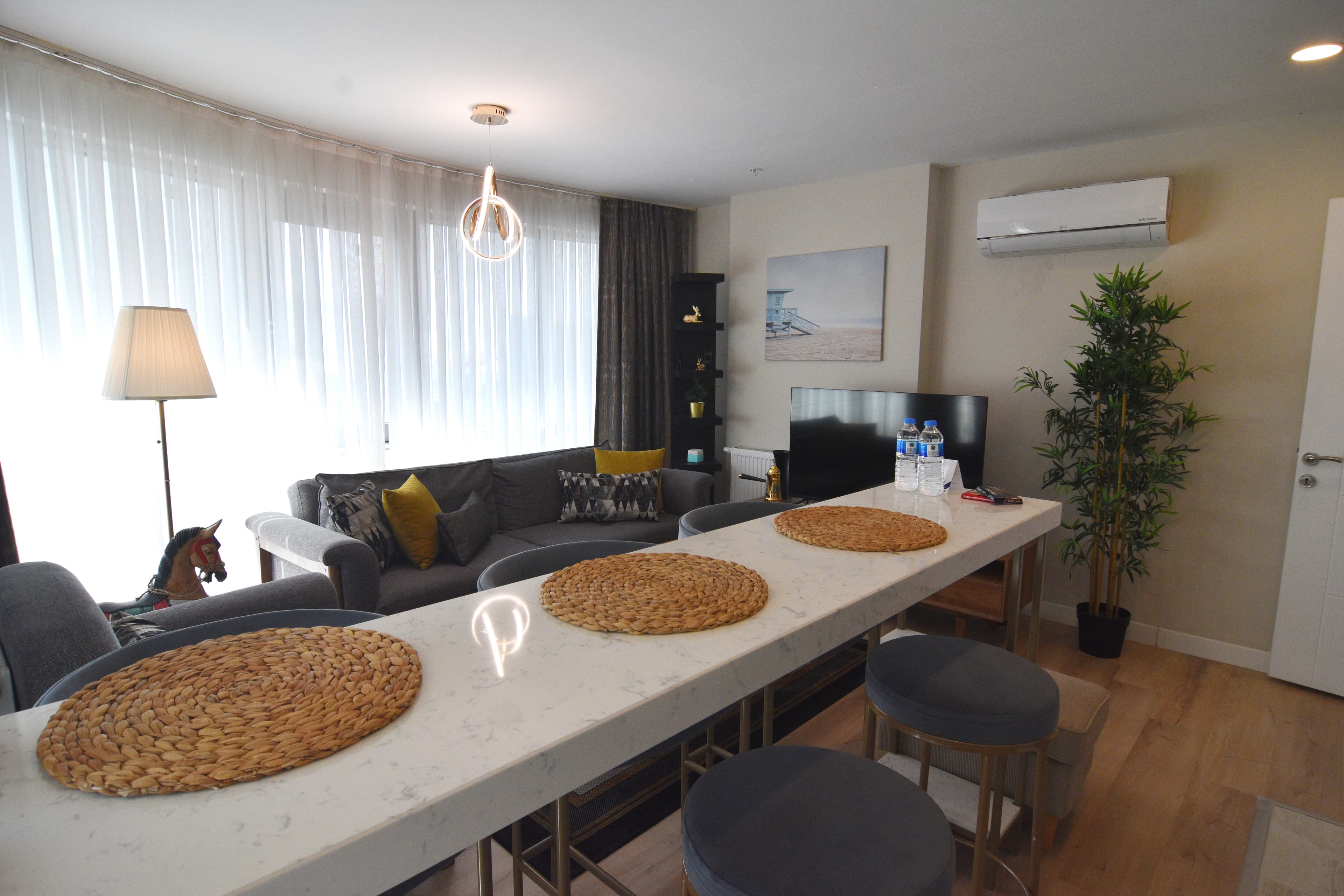 Stylish cozy 1 bedr apart & balcony, furnished apartment in Bağcılar, Istanbul — image 6