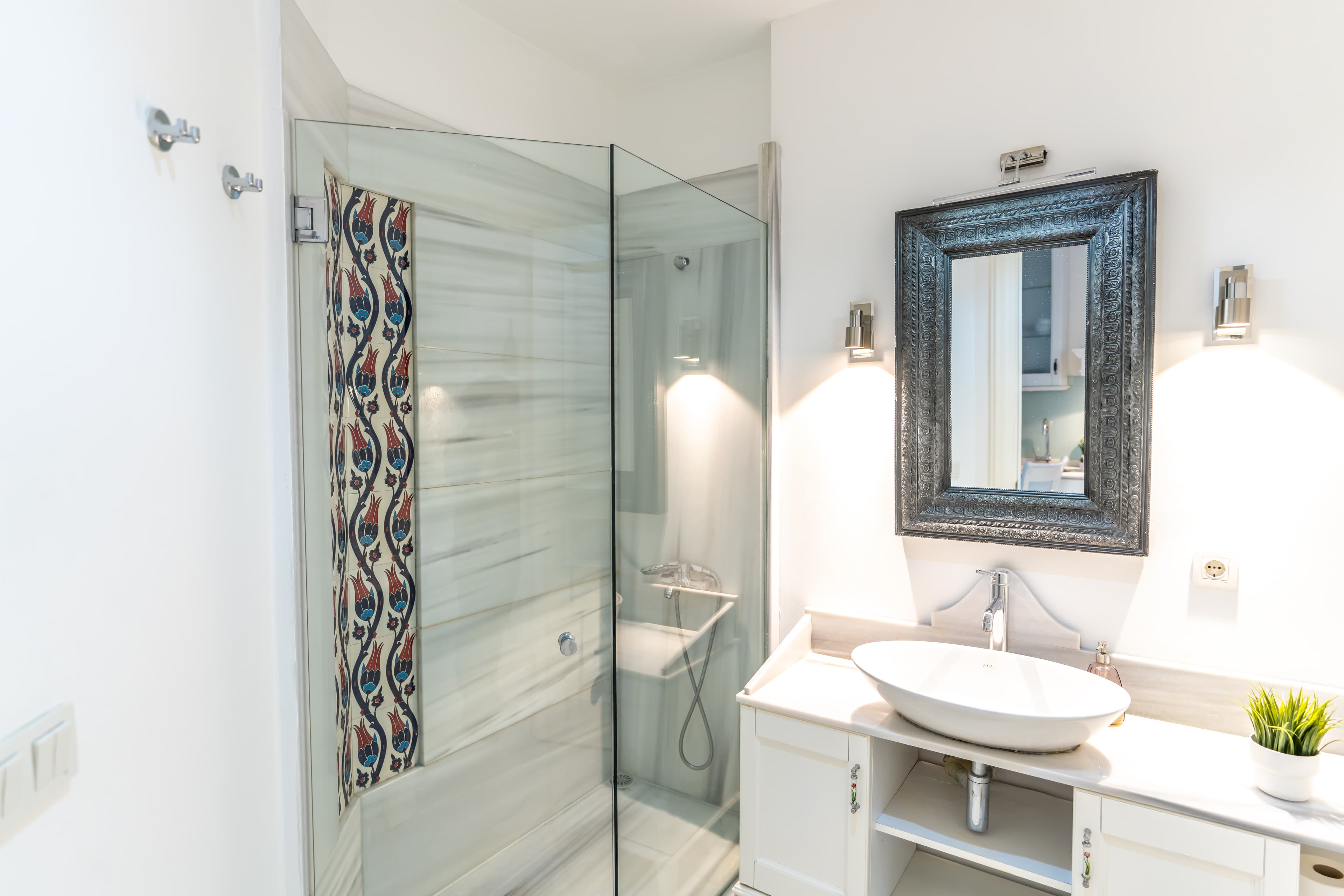 Cozy 1-Bdr Apartment in Cihangir Neighborhood, furnished apartment in Beyoğlu, Istanbul — image 20