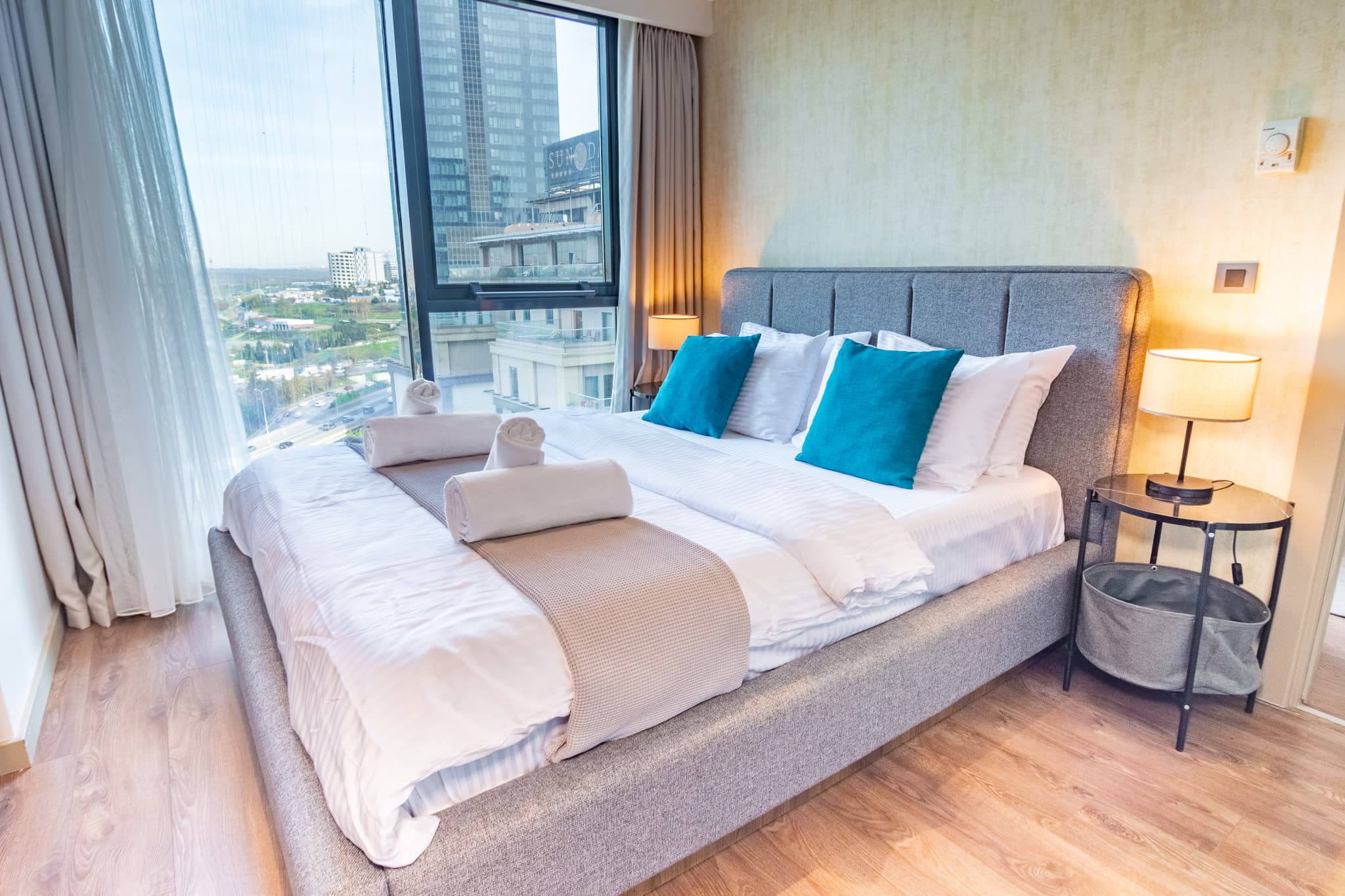 2-Bedroom Escape with city view, apartamento amueblado en Bağcılar, Istanbul — image 7