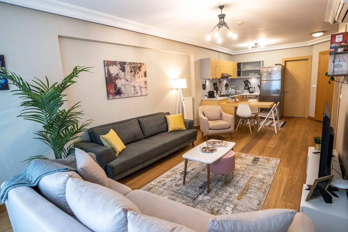 Full apartment near Osmanbey Metro Nişantaşı, apartamento amueblado en Şişli, Istanbul — image 5