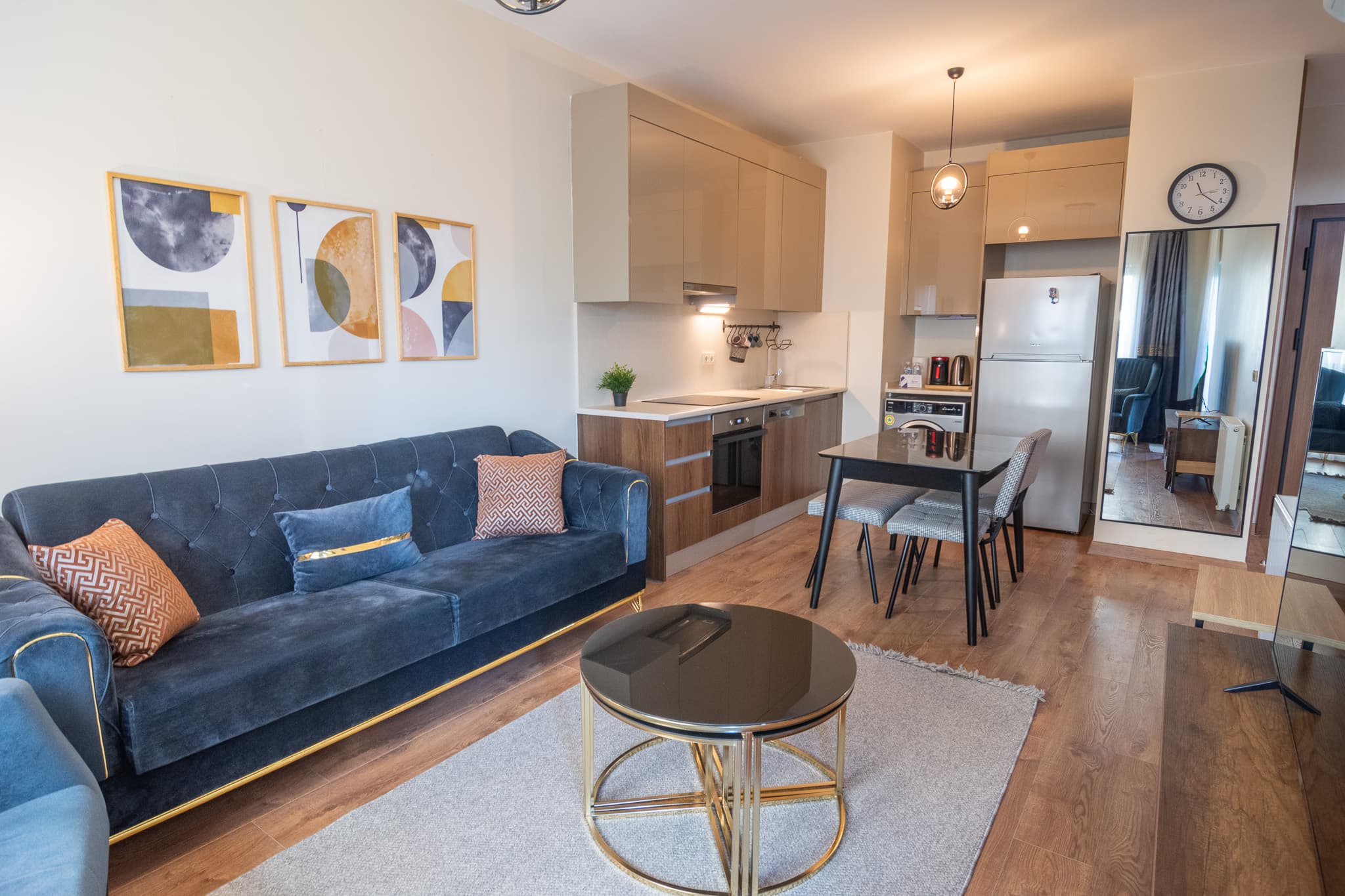 Spacious 1BR with Garden، شقة مفروشة في Bağcılar, Istanbul — image 3