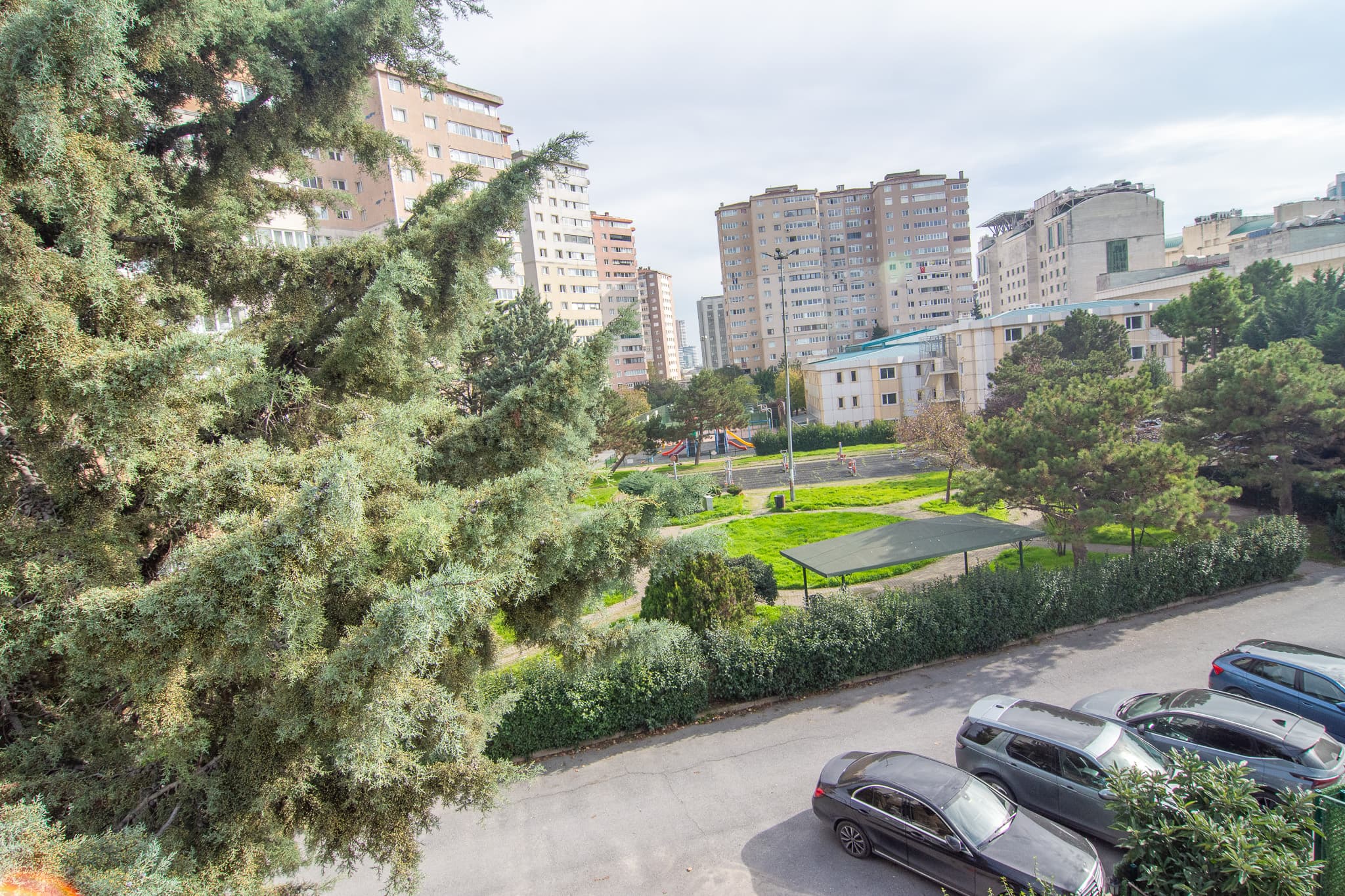 Cozy 1BR with Inviting Balcony، شقة مفروشة في Beylikdüzü, Istanbul — image 13