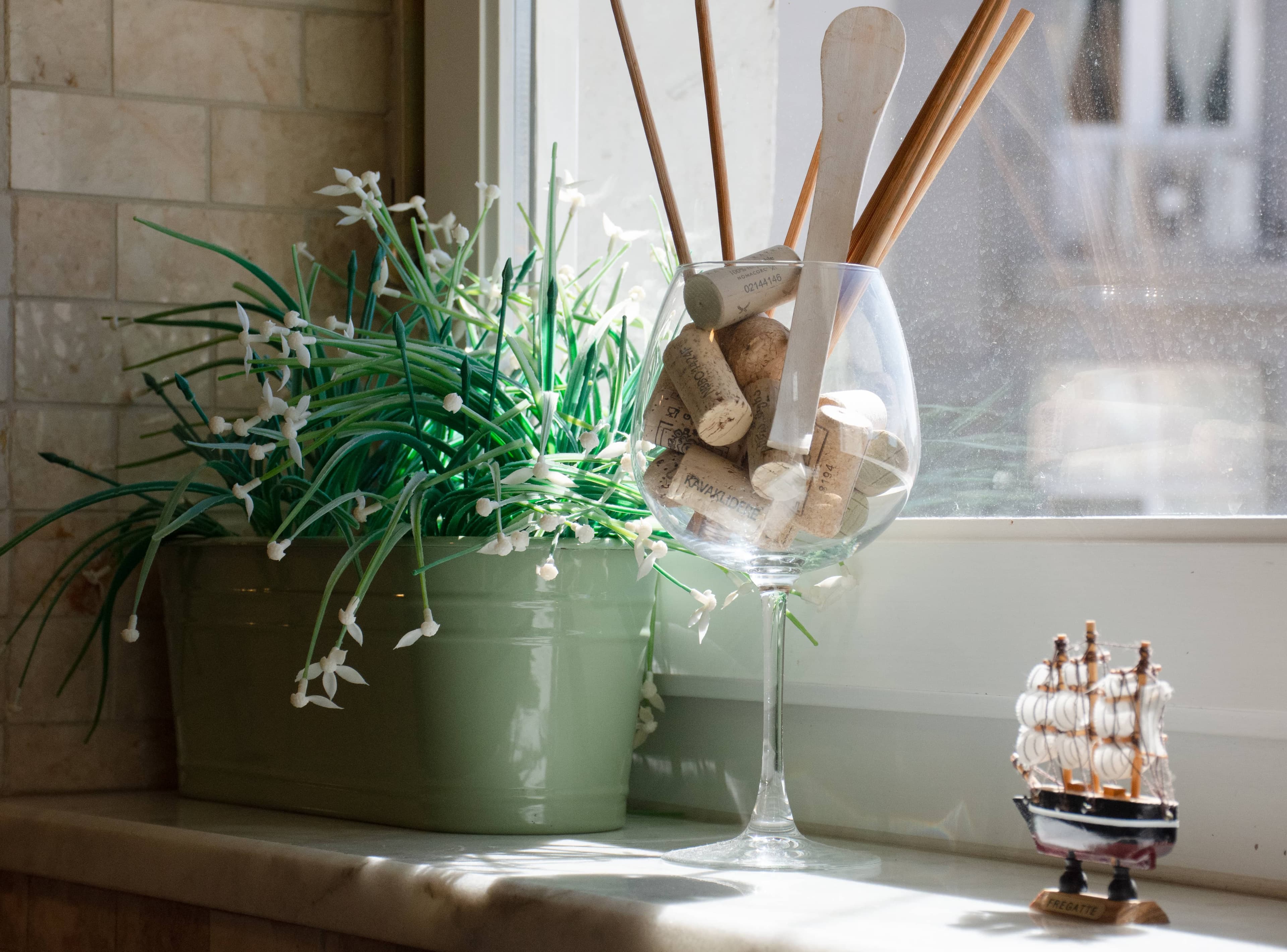 Stylish City Getaway-Explore the Urban Delights, möbliertes Apartment in Beyoğlu, Istanbul — image 18