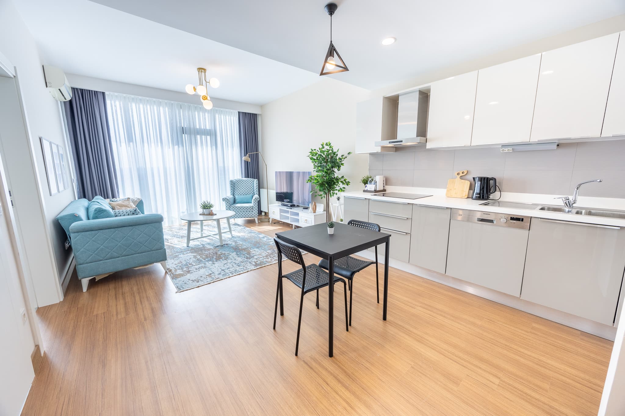 1-Bedroom Escape: Perfect for Families — image 2