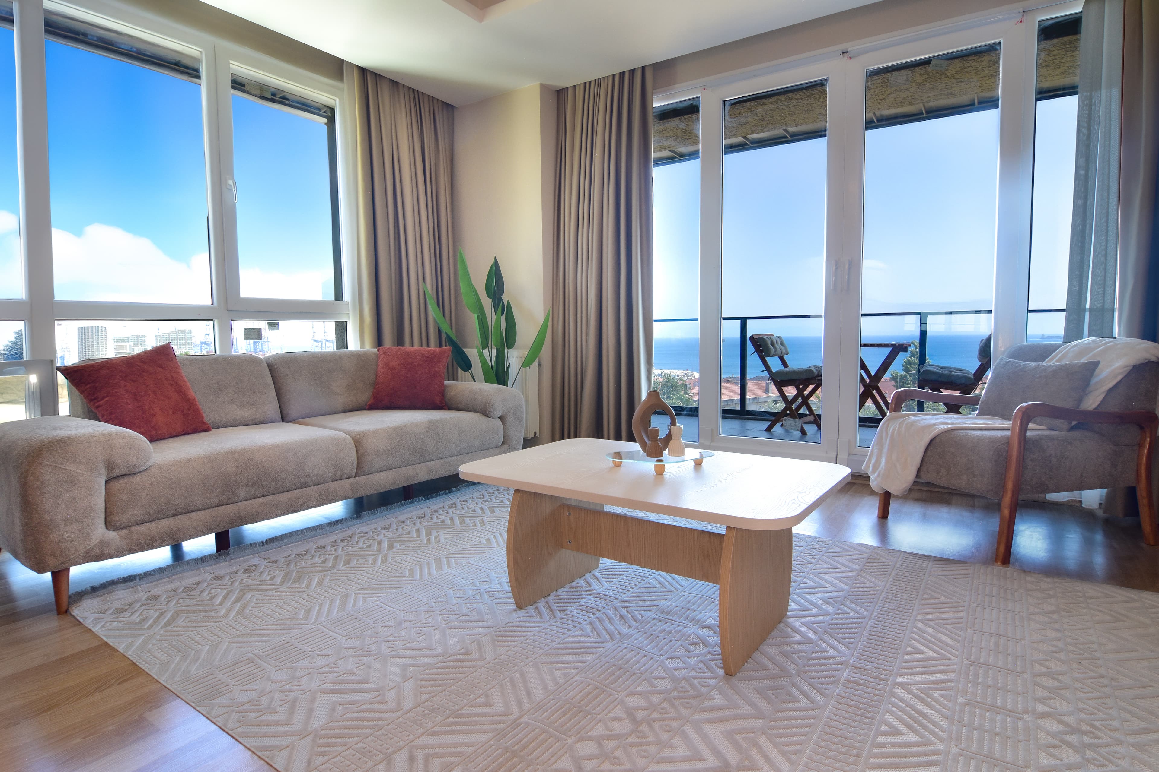 Full sea view Duplex apartment, möbliertes Apartment in Beylikdüzü, Istanbul