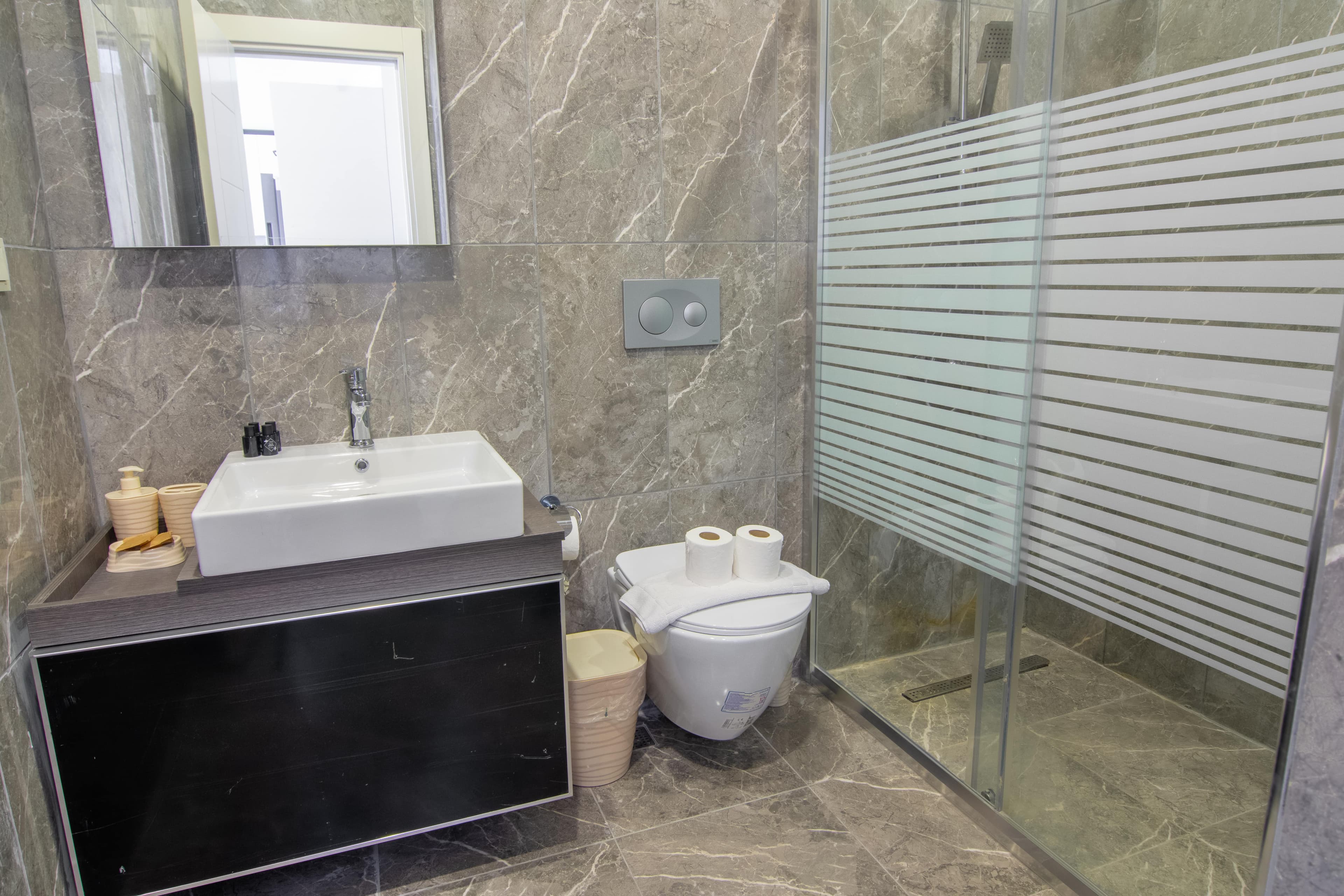 Modern & Stylish 1 Bdr Taksim Palas Living, apartamento amueblado en Şişli, Istanbul — image 19
