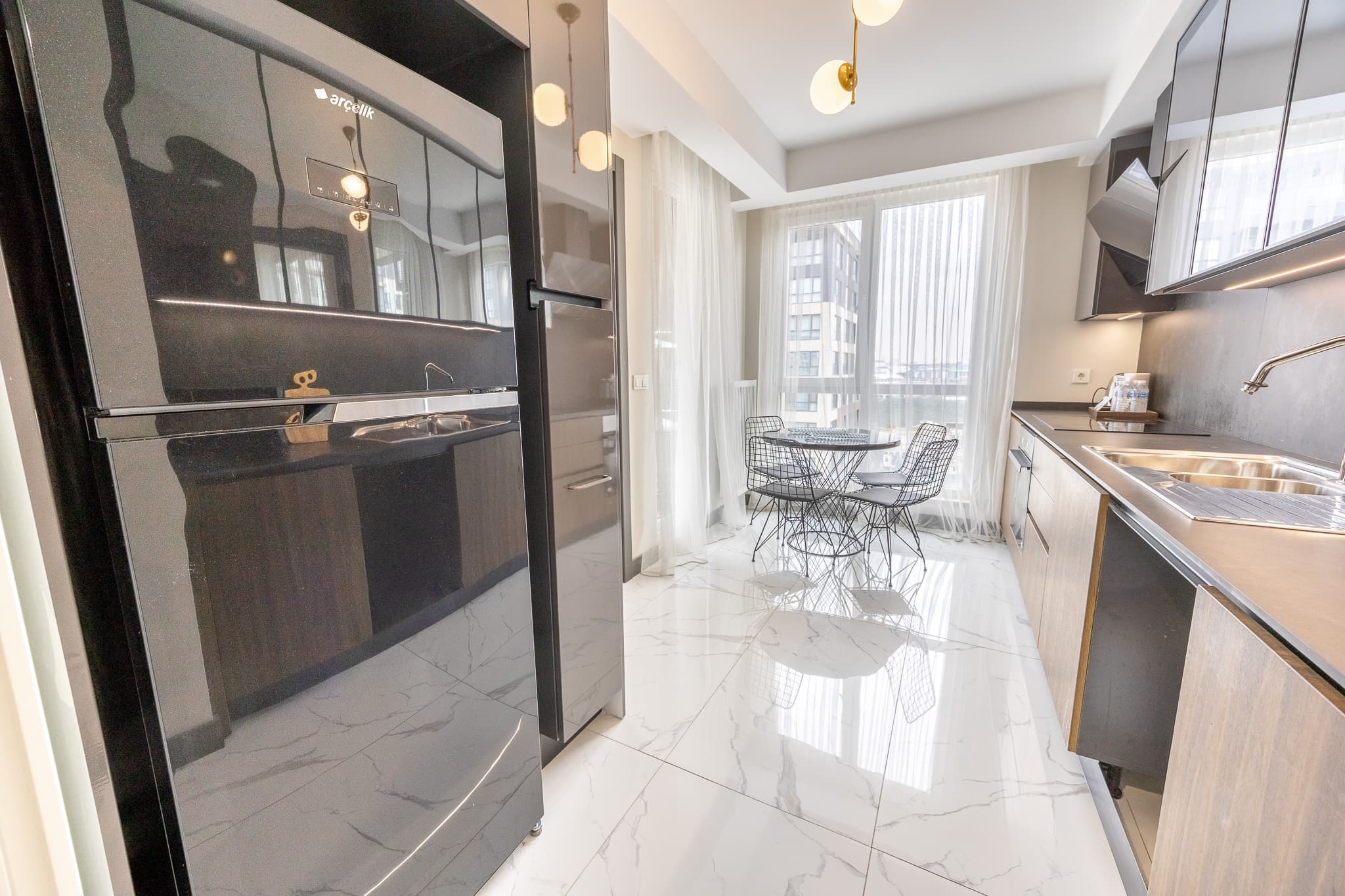 Elegant 3 bdr apartment with balcony  — image 26