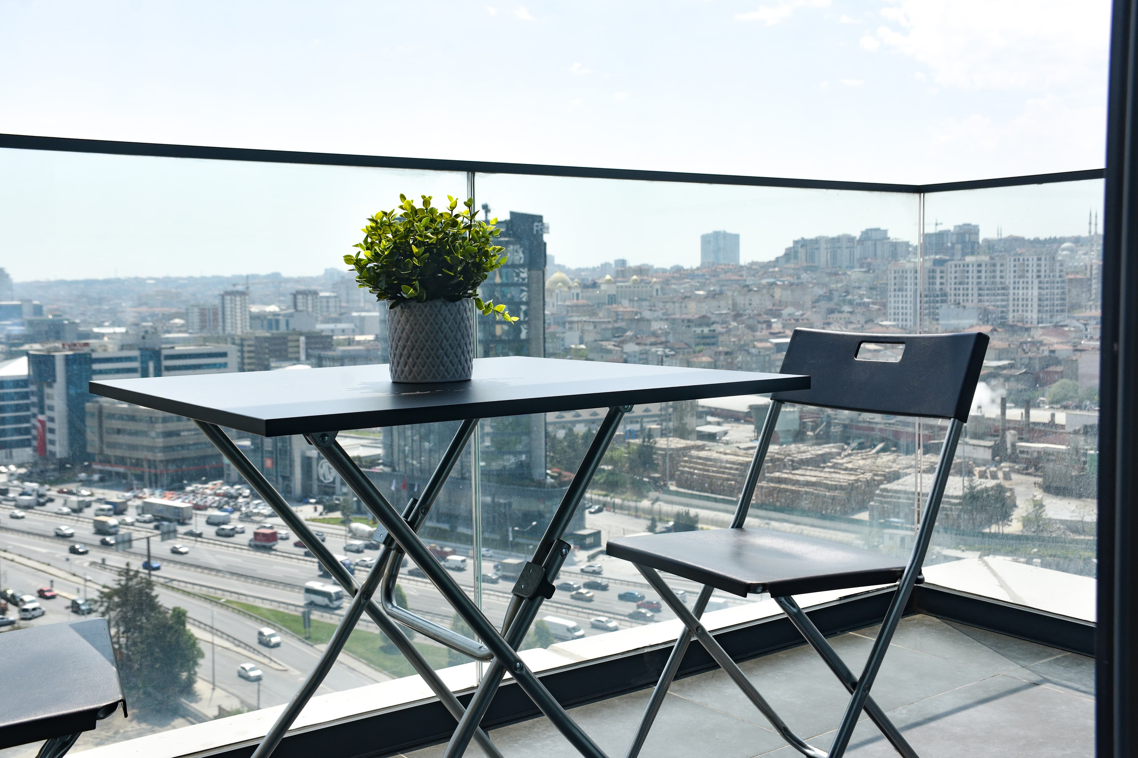13th floor Brand new cozy 2BR Apt with Balcony — image 25