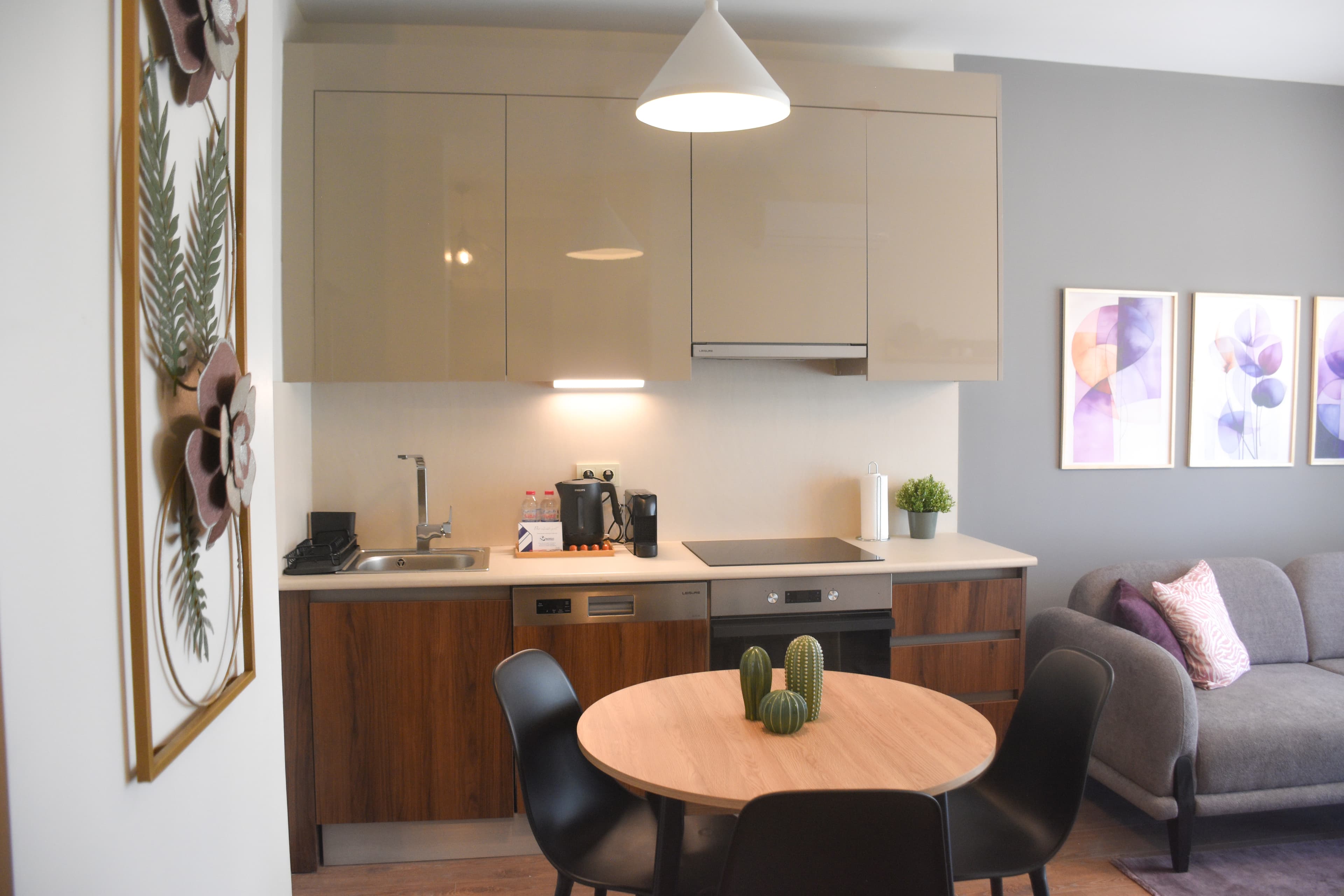 Atemberaubende Aussicht – entspannende, brandneue Wohnung, möbliertes Apartment in Bağcılar, Istanbul — image 13