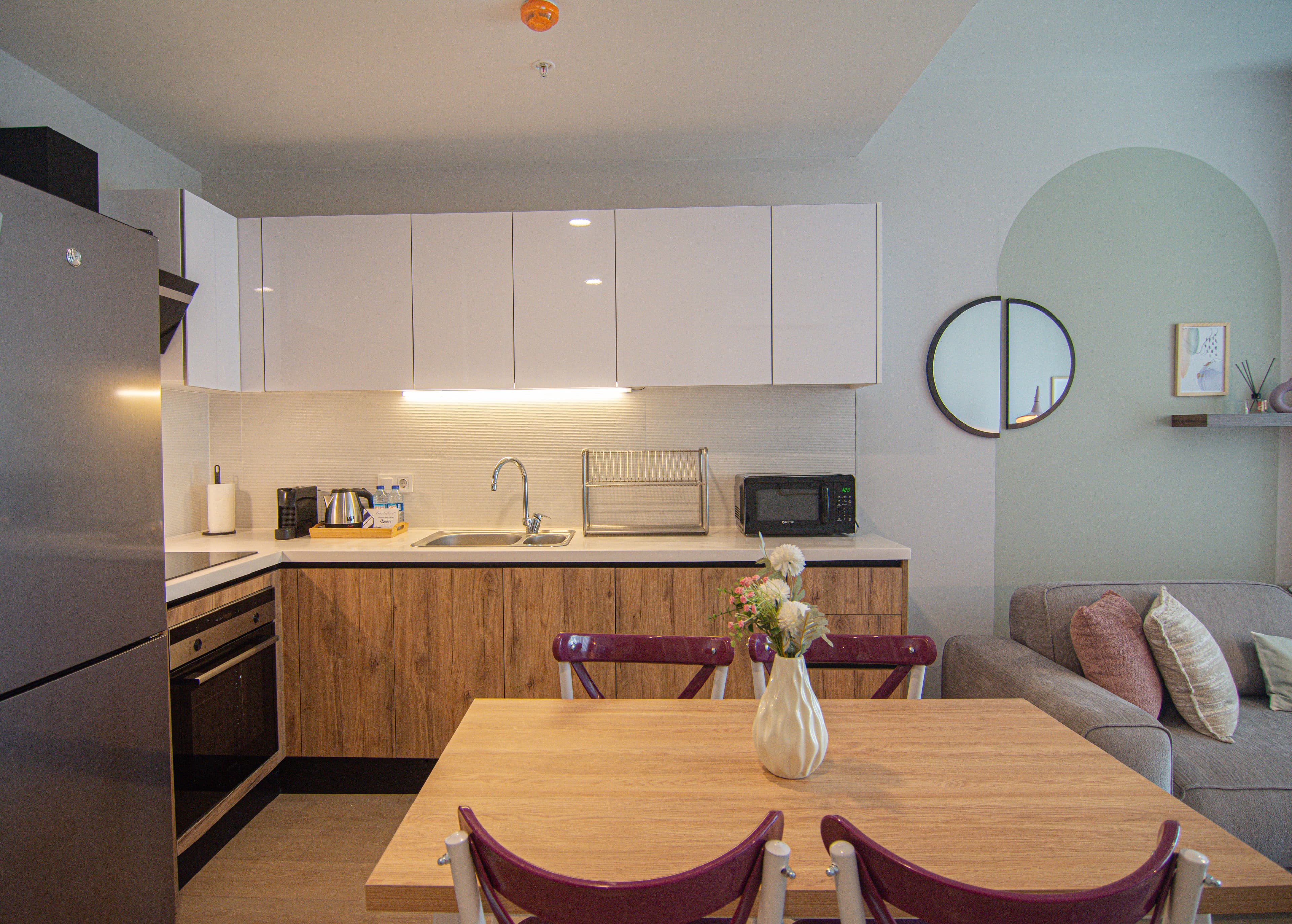 Cozy Retreat: Stylish 1BR Apt — image 7