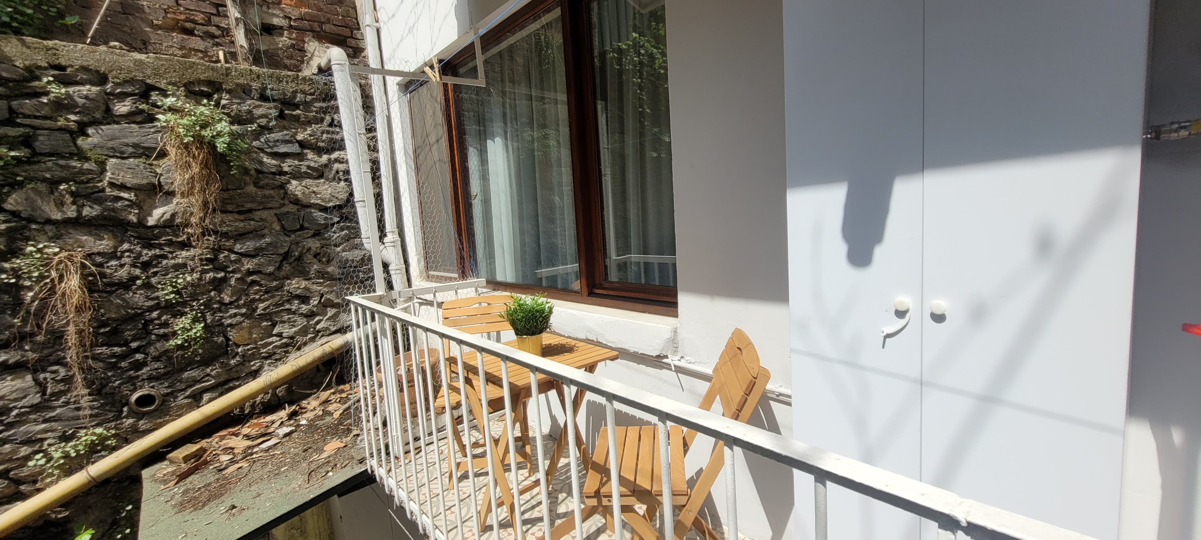 Cihangir 3BR Apt Stylish & Central - Image 31
