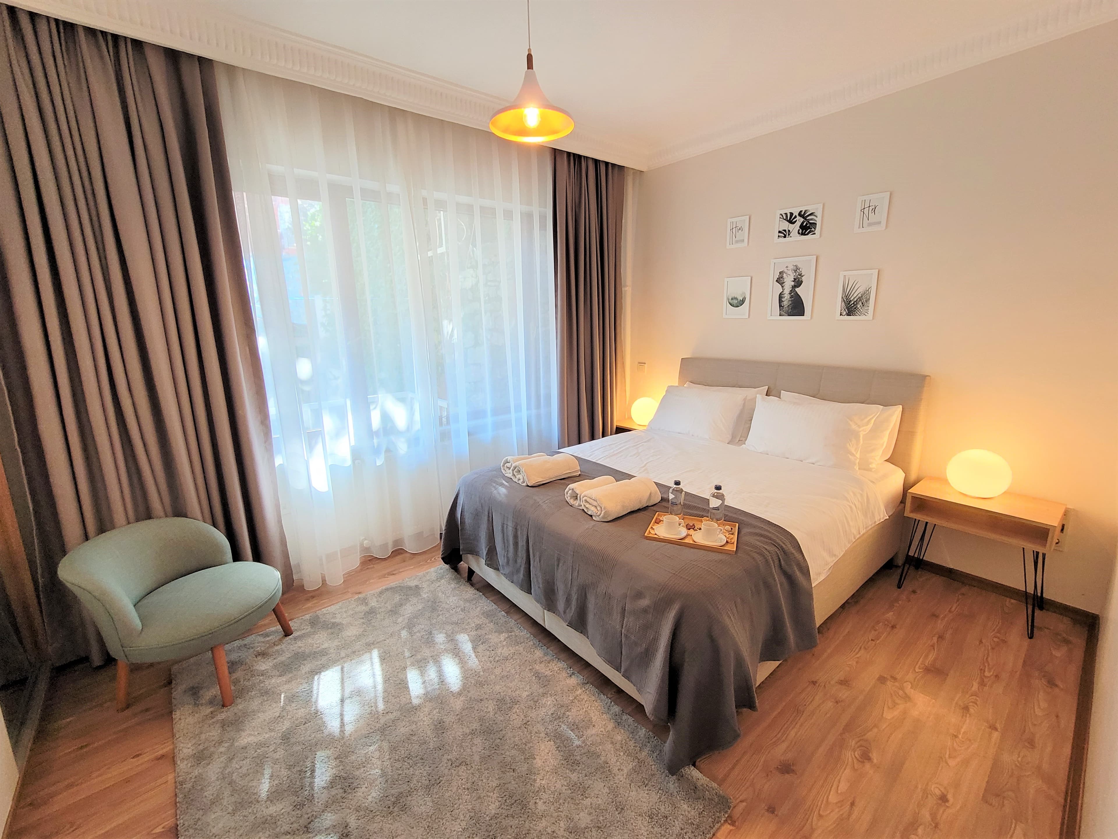 Cihangir 3BR Apt Stylish & Central - Image 5