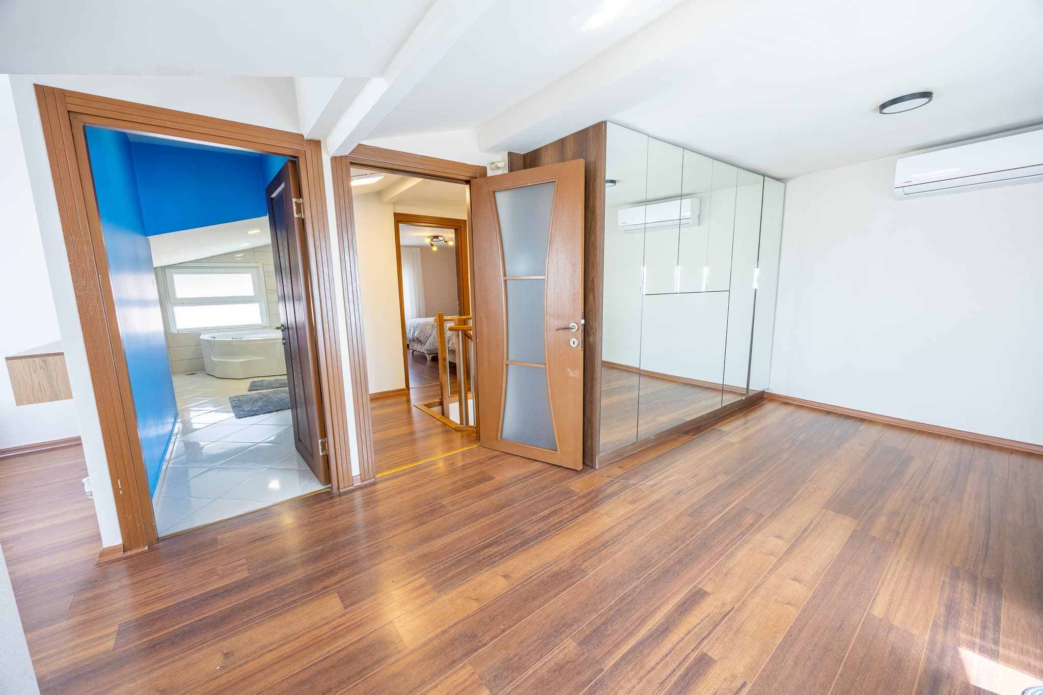 Seaside 3-Bedroom Duplex with Jacuzzi, möbliertes Apartment in Büyükçekmece, Istanbul — image 26