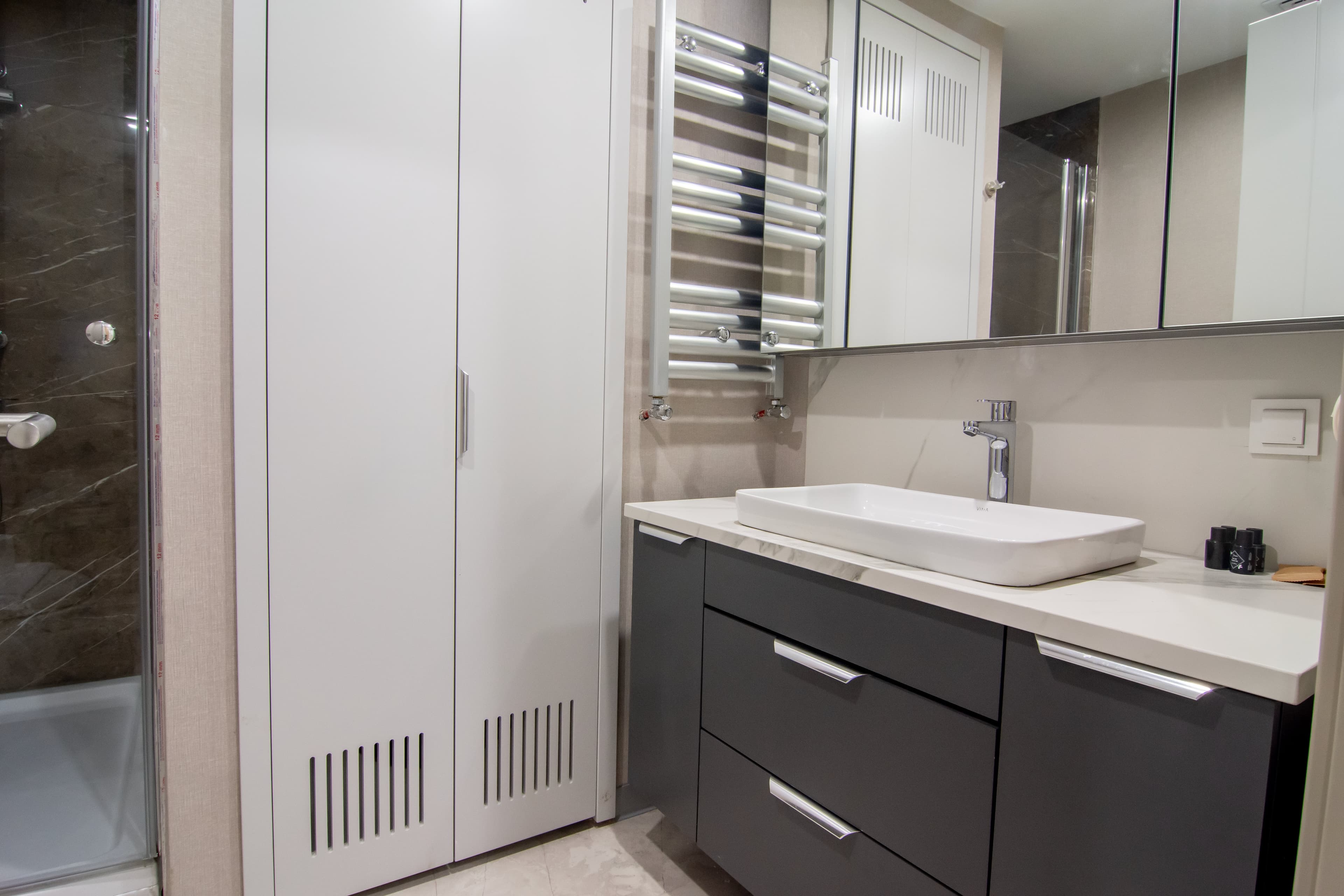 1bedr apartment with terrasse — image 13