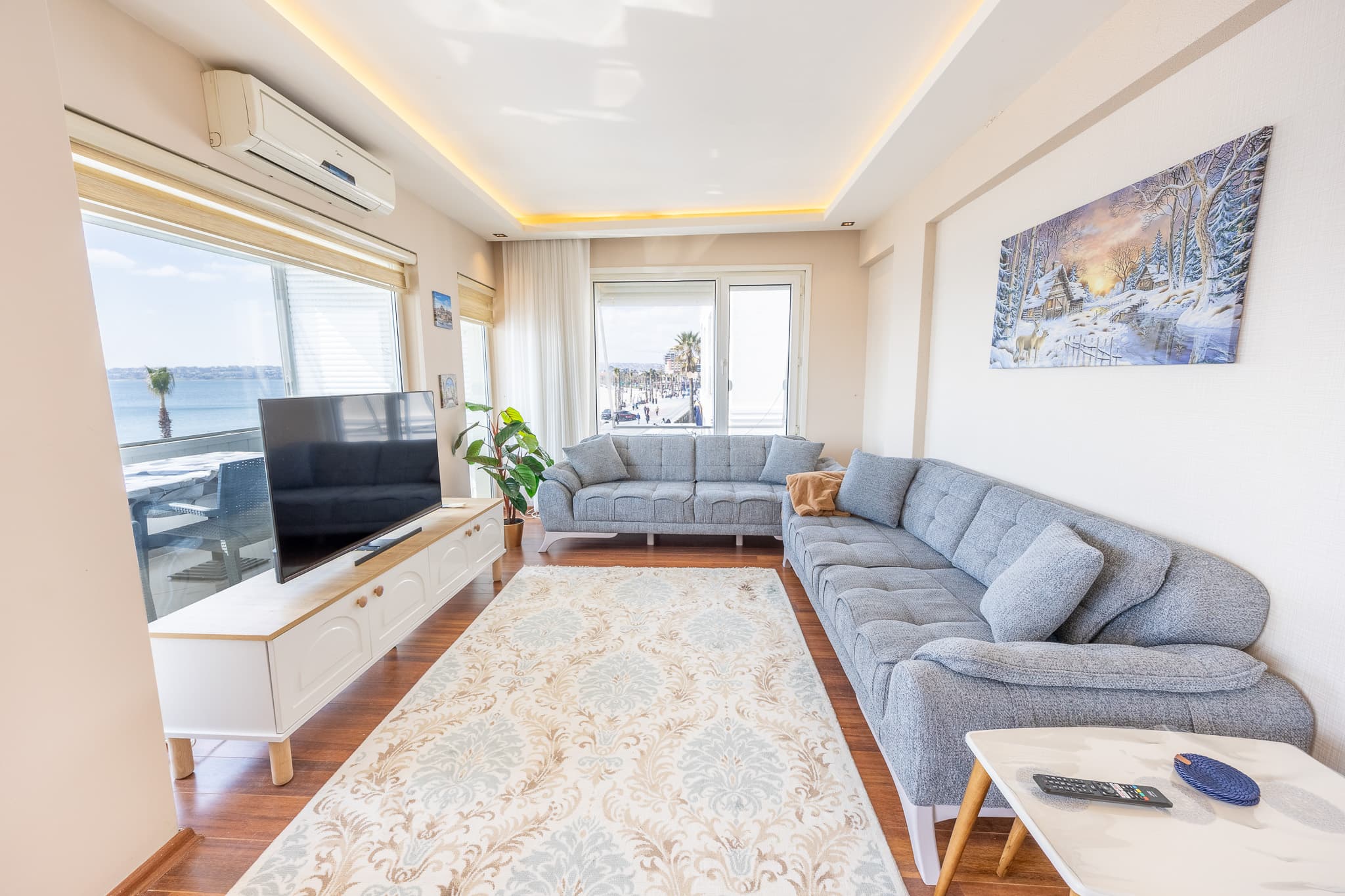 Seaside 3-Bedroom Duplex with Jacuzzi, möbliertes Apartment in Büyükçekmece, Istanbul — image 2