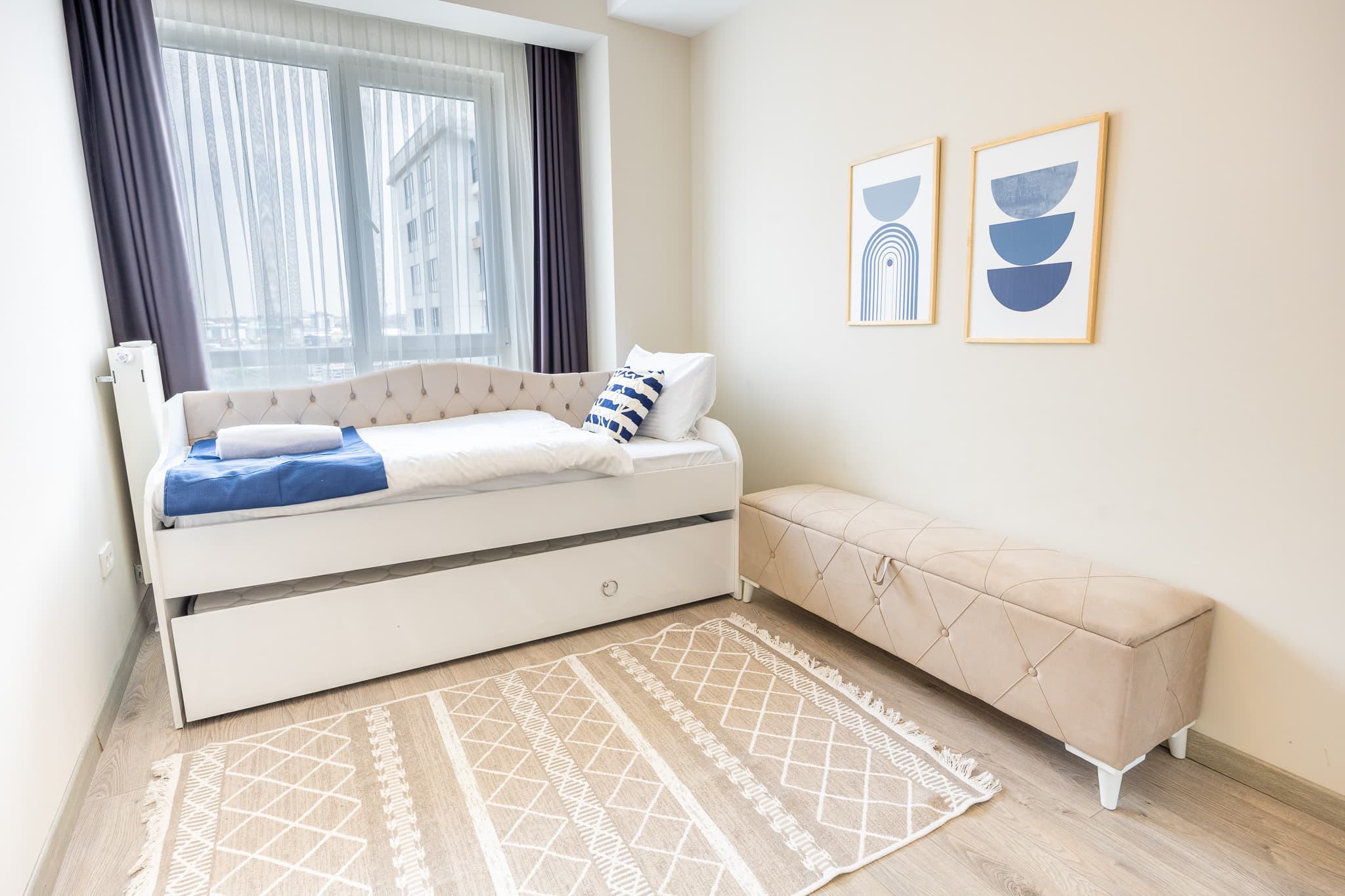 Elegant 3 bdr apartment with balcony  — image 16