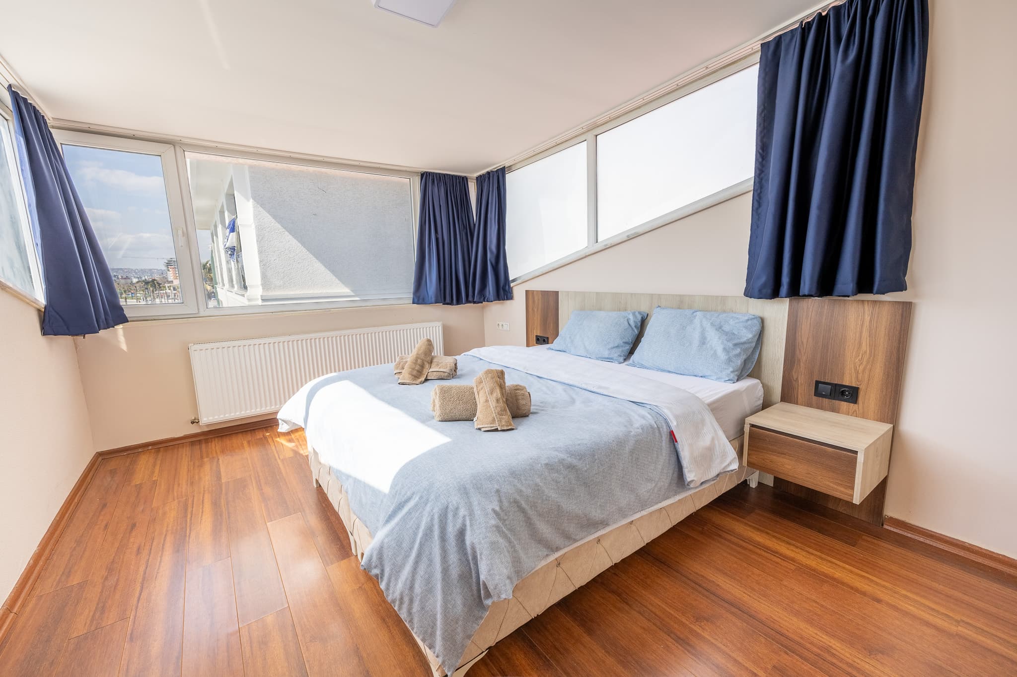 Seaside 3-Bedroom Duplex with Jacuzzi, möbliertes Apartment in Büyükçekmece, Istanbul — image 15