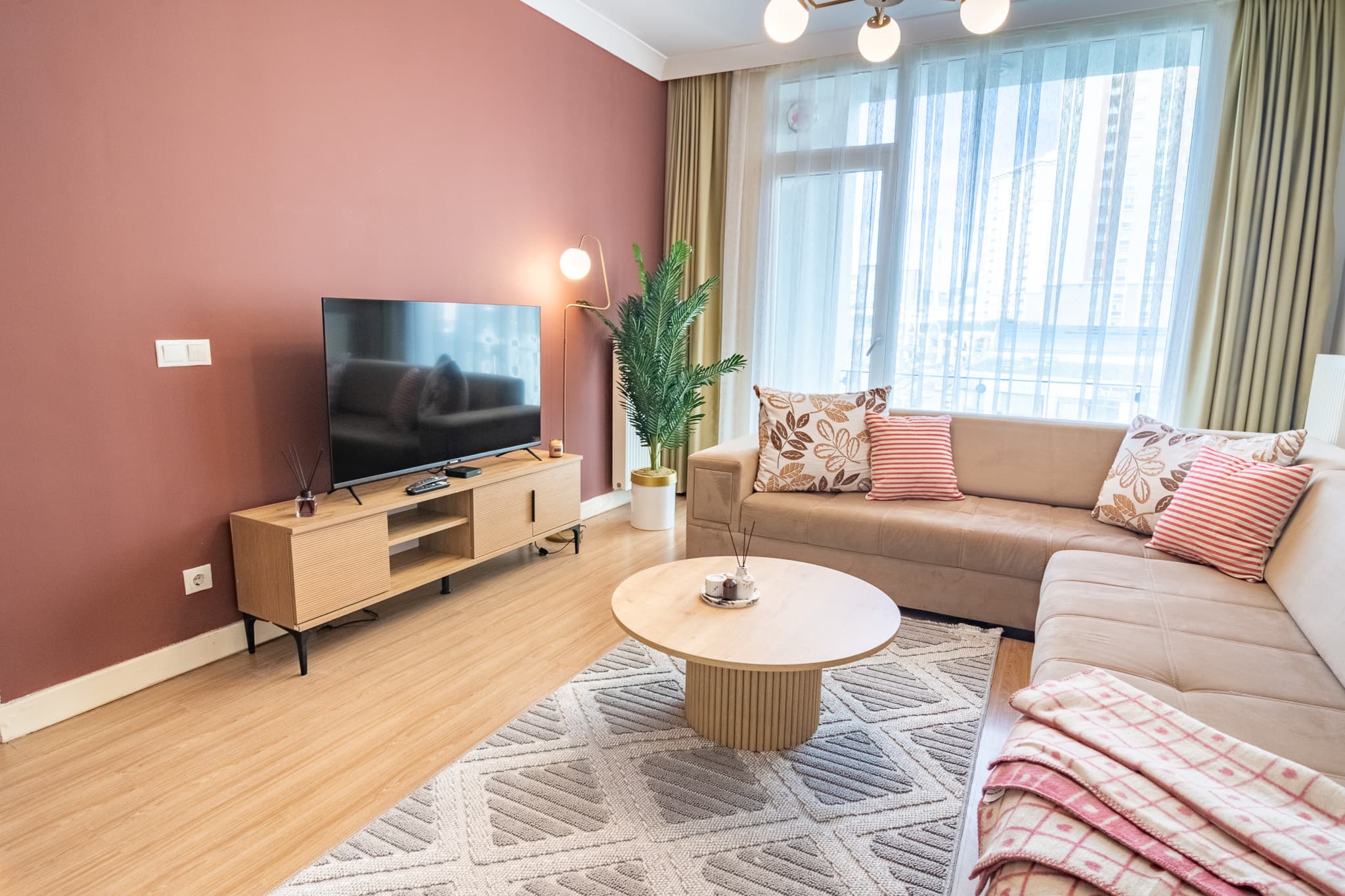 Modern 1BR Apartment Near Kayaşehir attractions, appartement meublé à Başakşehir, Istanbul — image 3
