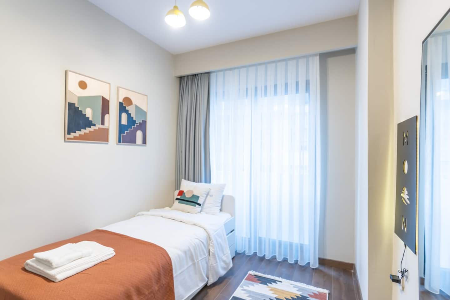 Modern & Fancy 2-Bedroom Apt with Nespresso, möbliertes Apartment in Kağıthane, Istanbul — image 7