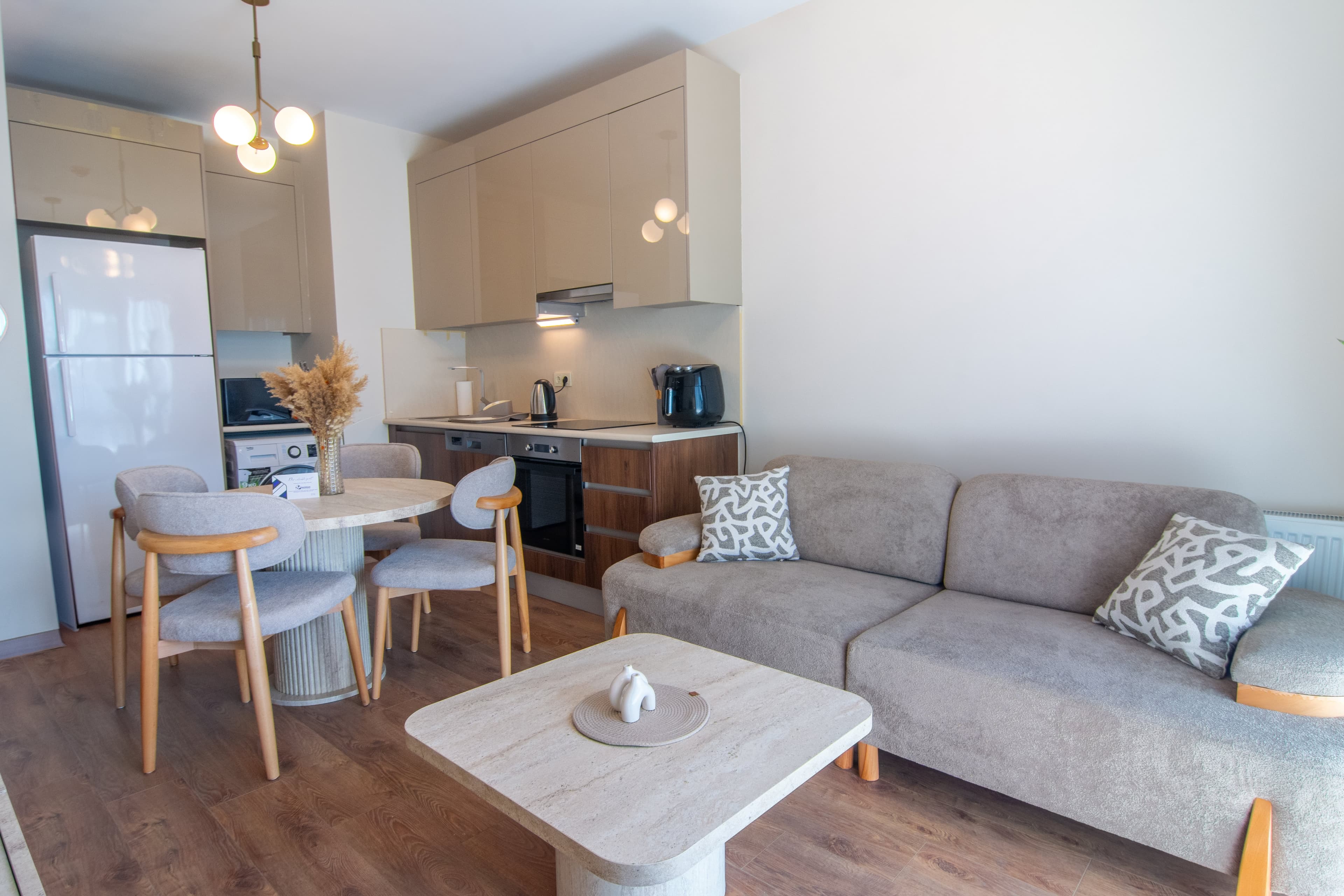 Peaceful & Private Escape: 1-Bdr Apt, möbliertes Apartment in Bağcılar, Istanbul — image 3
