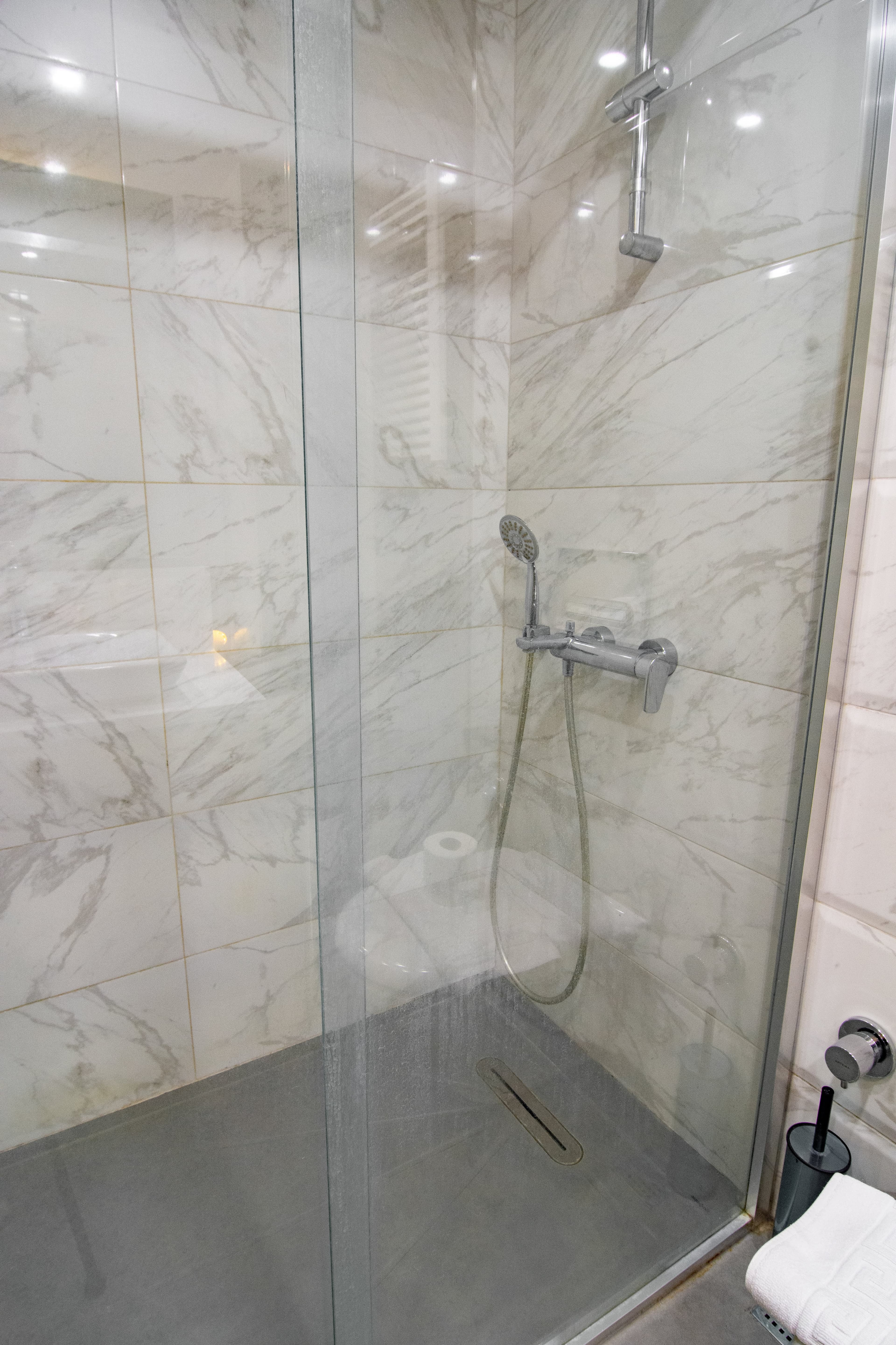 5. Levent 2BR Apt floor 22 Amazing view! - Image 16