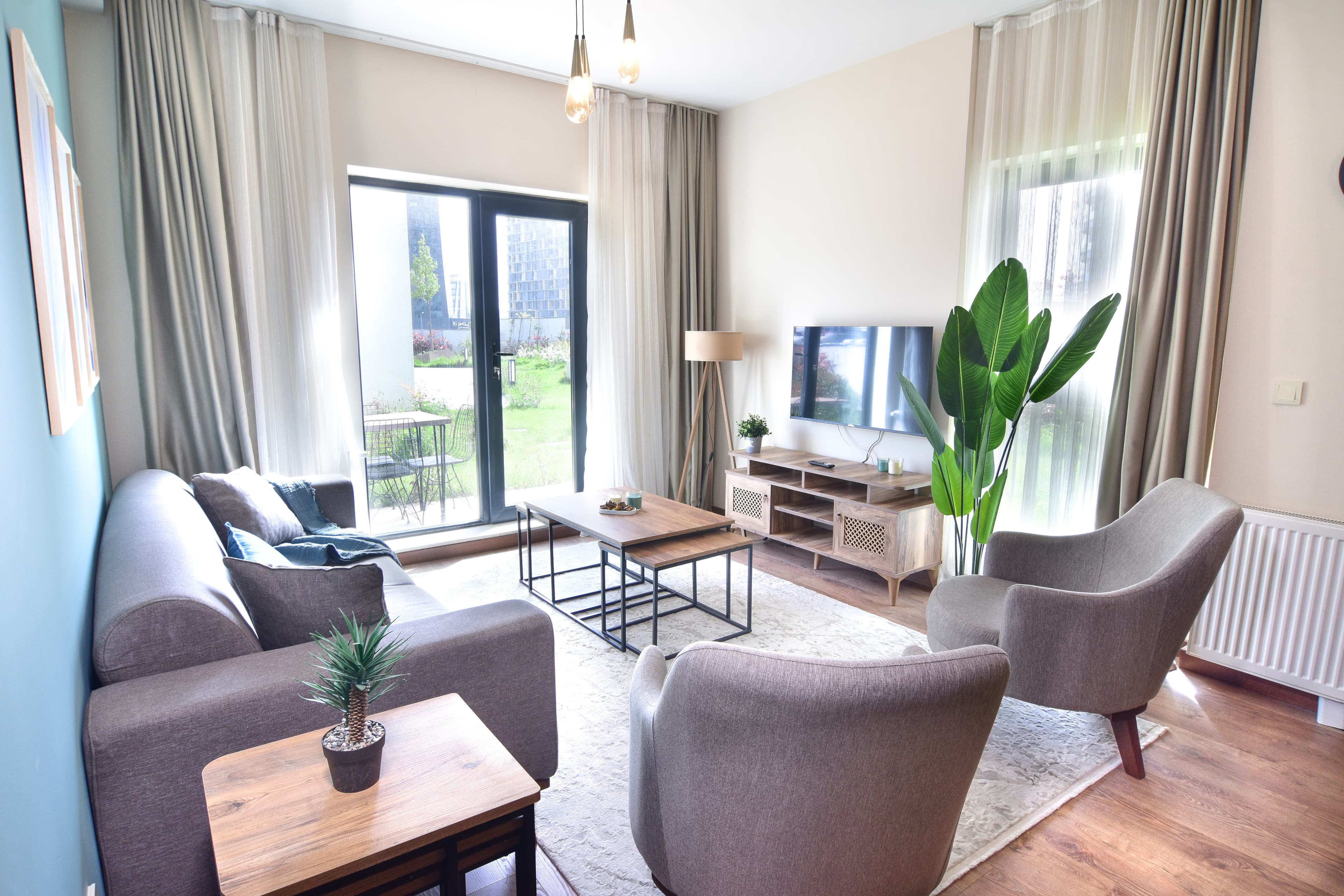 Spacious 2BR with Garden Family friendly , möbliertes Apartment in Bağcılar, Istanbul — image 2