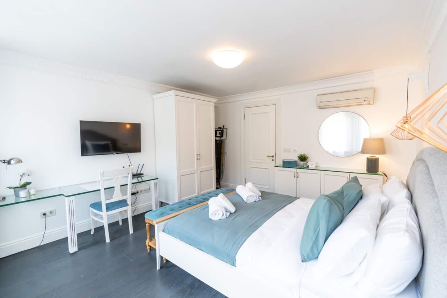 Stylish Duplex in Beyoğlu with Private Terrace , furnished apartment in Beyoğlu, Istanbul — image 8