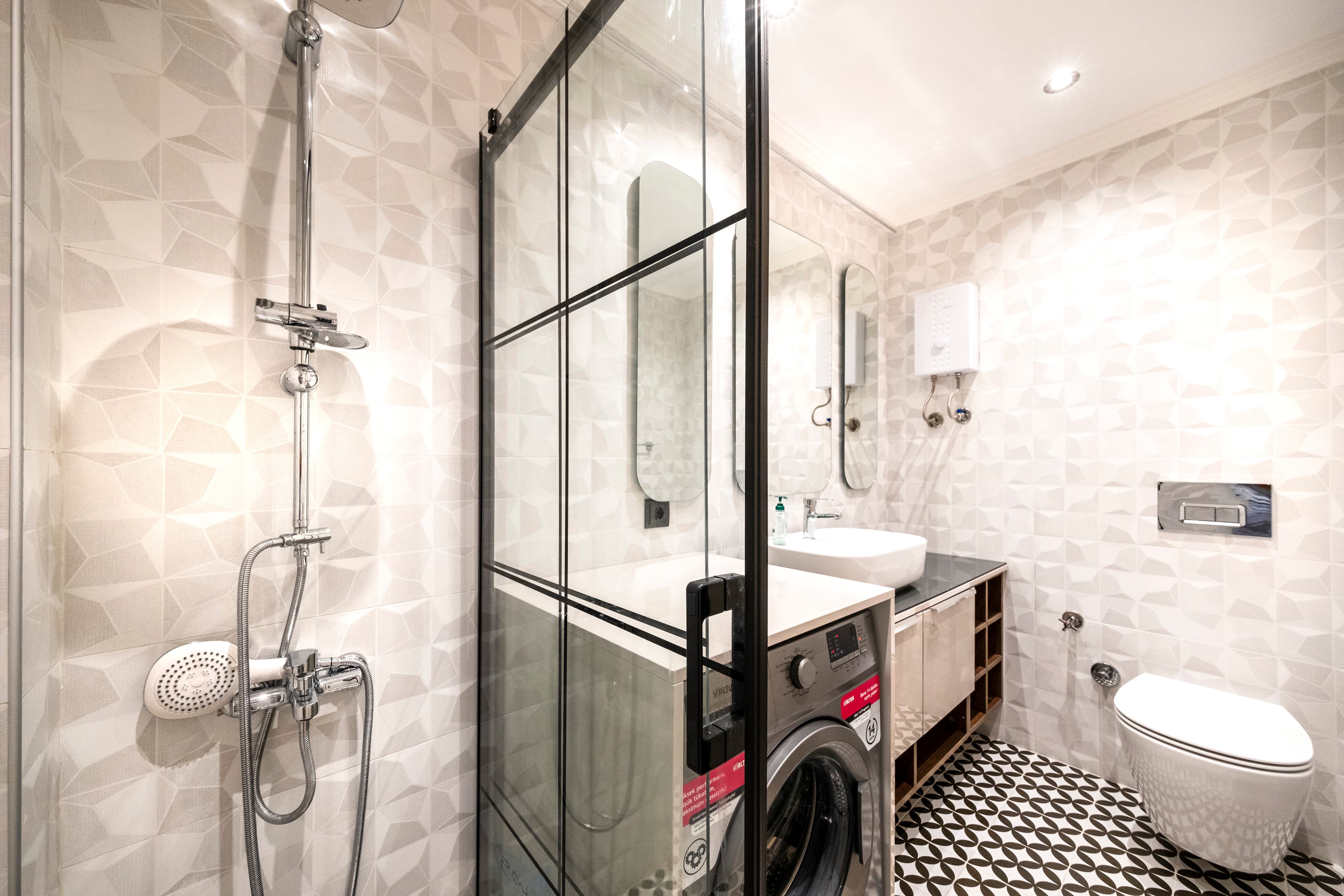 Cozy retreat in central Fethiye near marina, furnished apartment in Fethiye, Istanbul — image 34