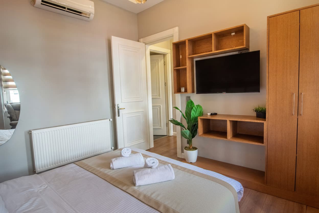 Modern 2BR Flat 1min walk to Taksim square, möbliertes Apartment in Beyoğlu, Istanbul — image 2