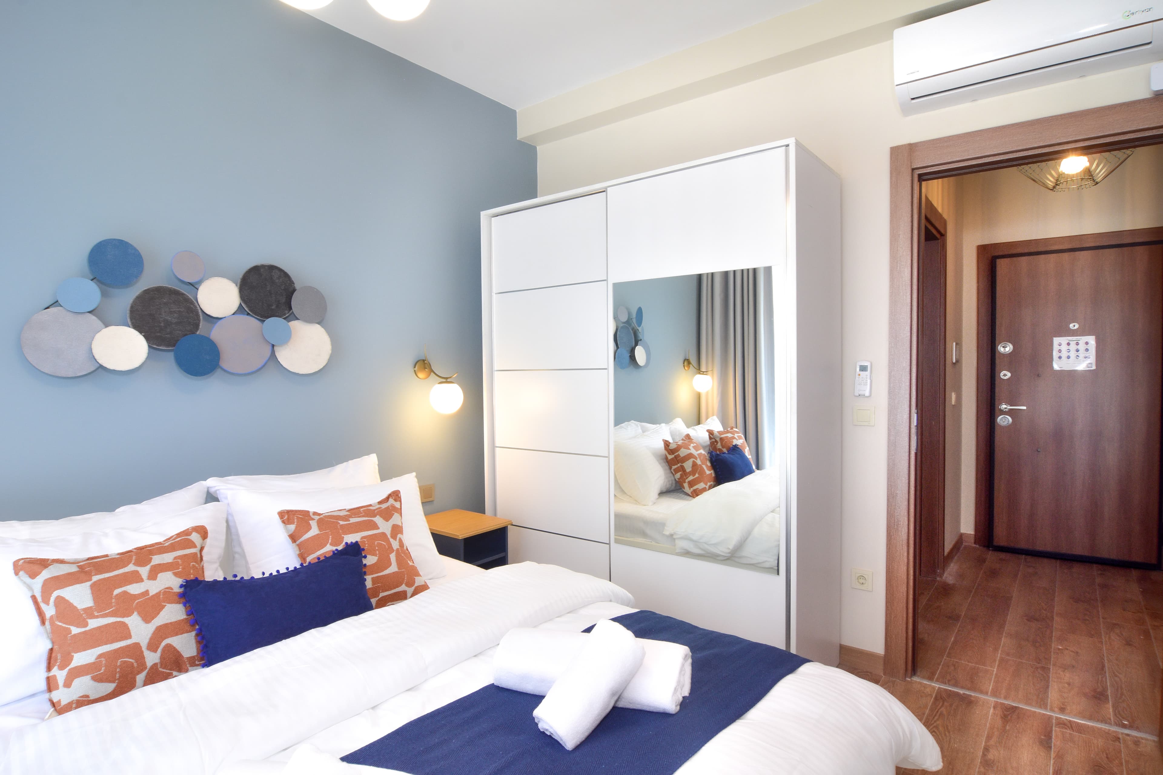 Atemberaubende Aussicht – entspannende, brandneue Wohnung, möbliertes Apartment in Bağcılar, Istanbul — image 8