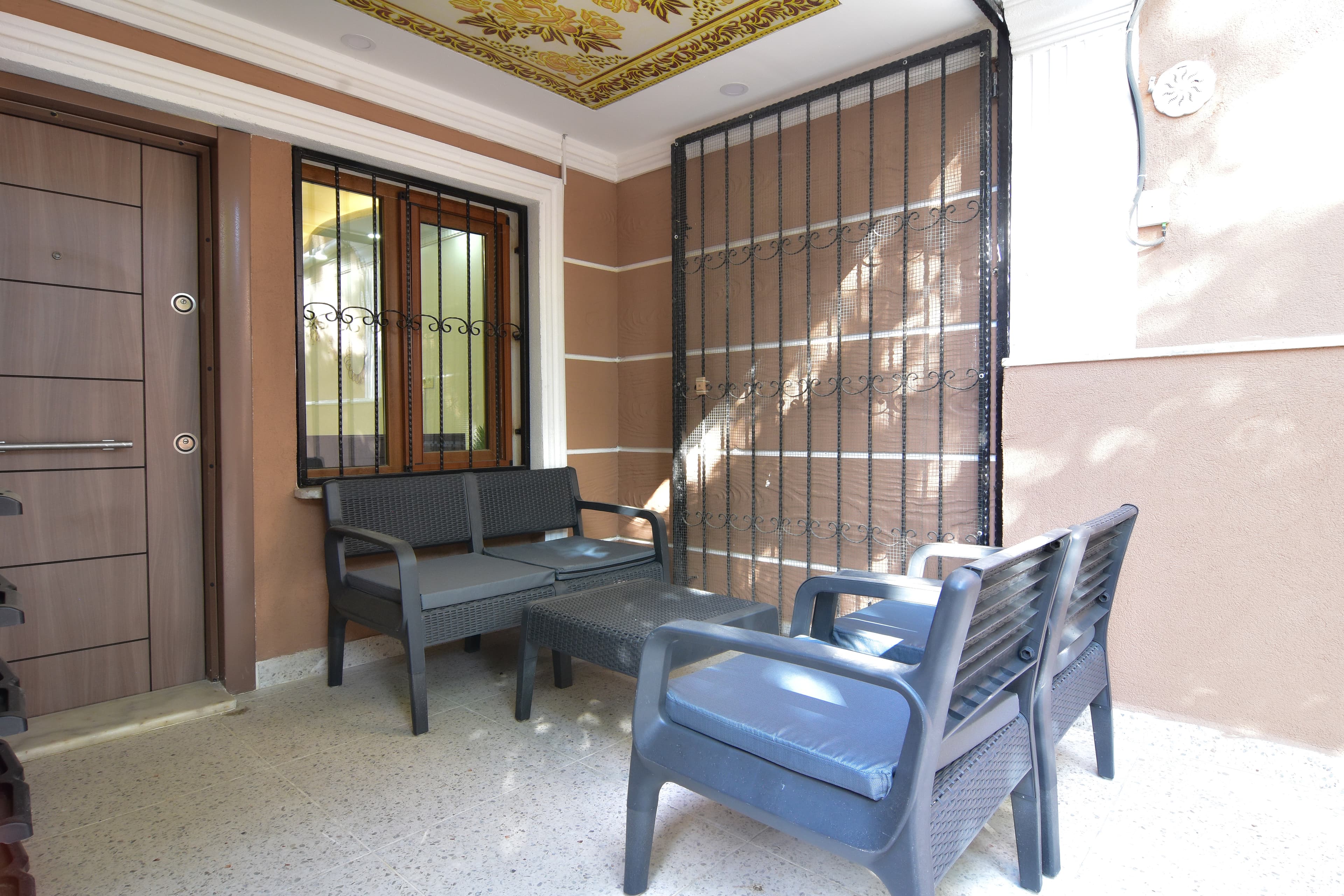 Bright 2BR Home with outdoor garden and  BBQ , furnished apartment in Beylikdüzü, Istanbul — image 30