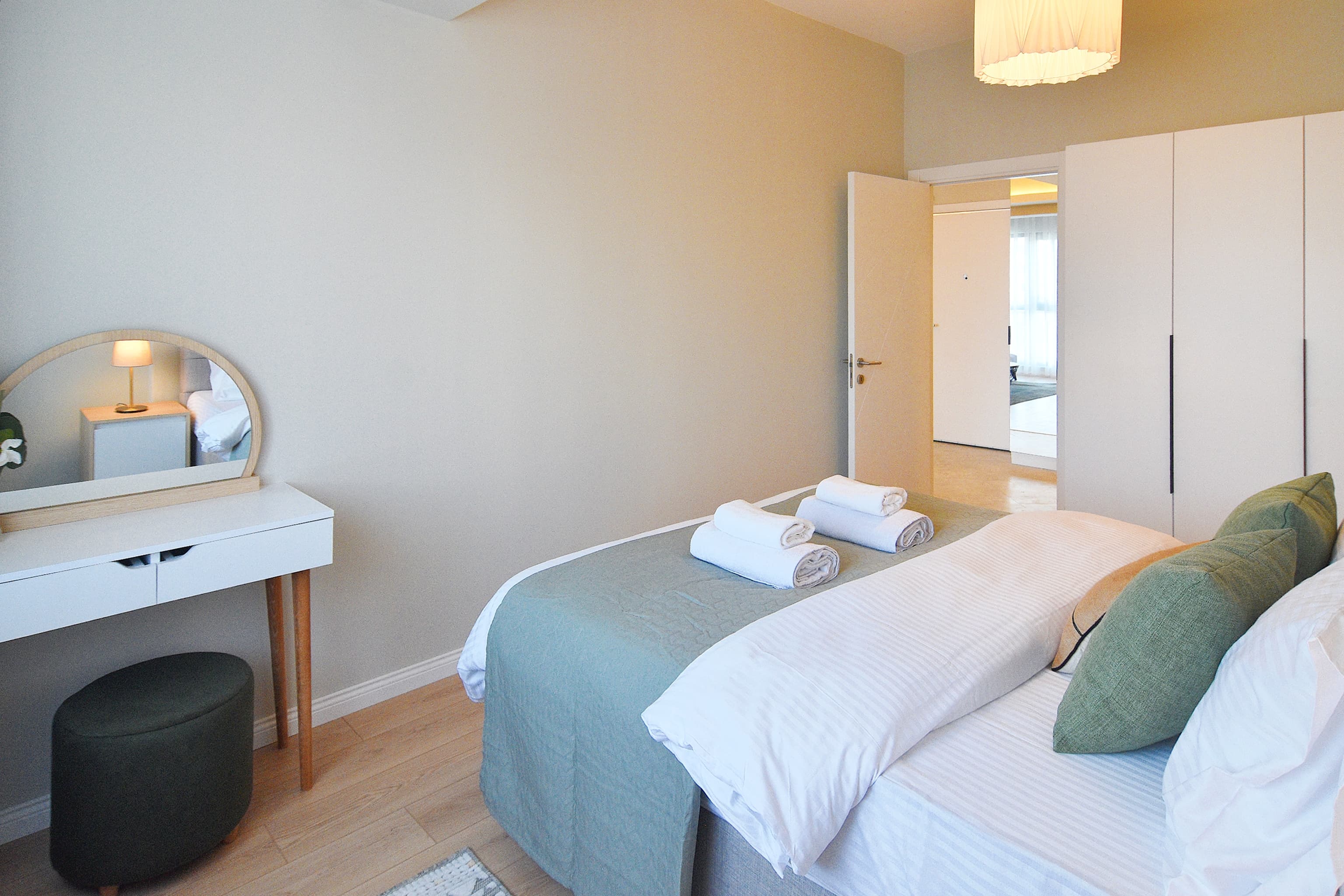 Modern 1BR Apt: Perfect Blend of Comfort & Style., möbliertes Apartment in Kağıthane, Istanbul — image 11